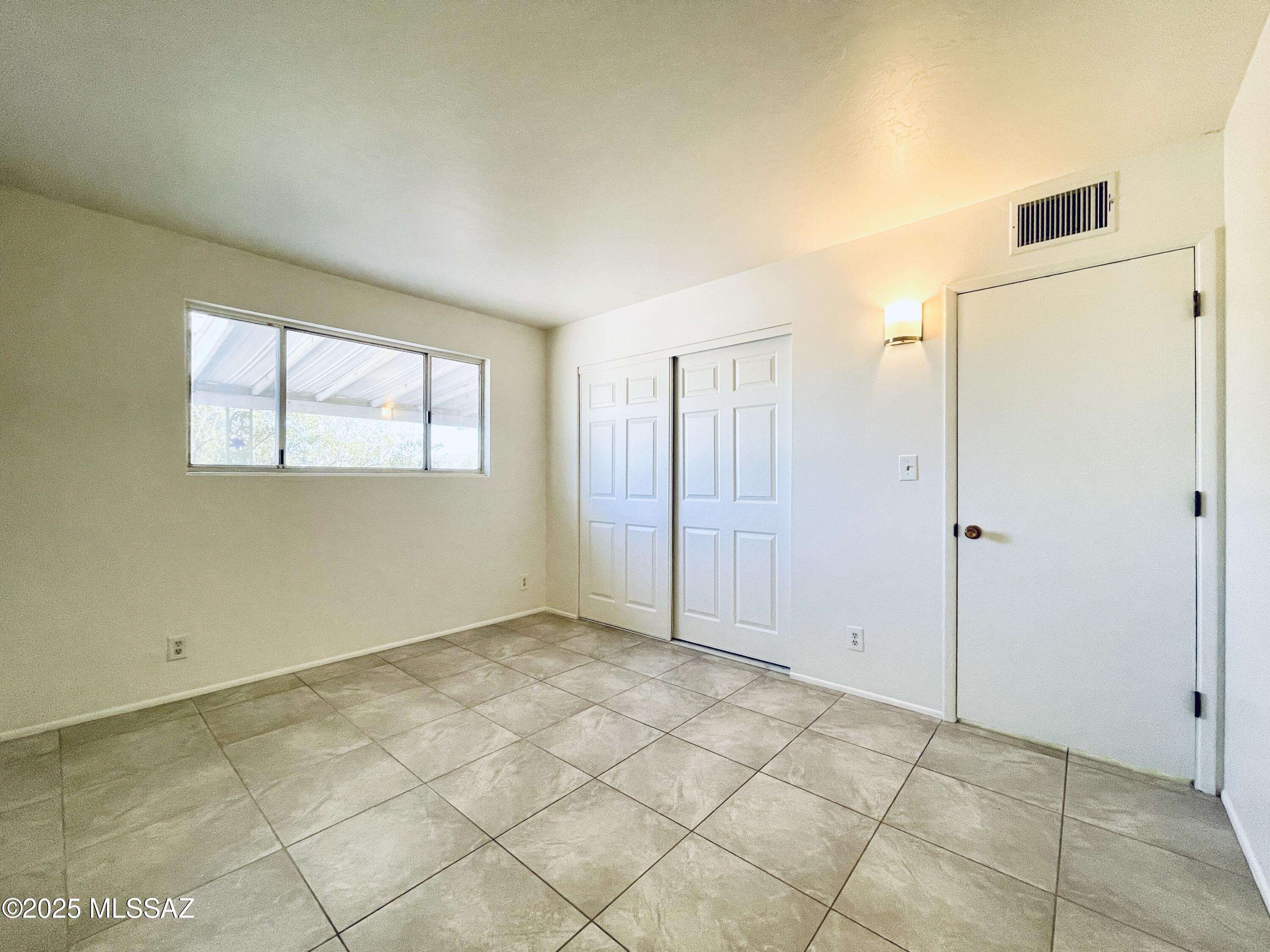 Desert Hills (1-82) - Residential Lease