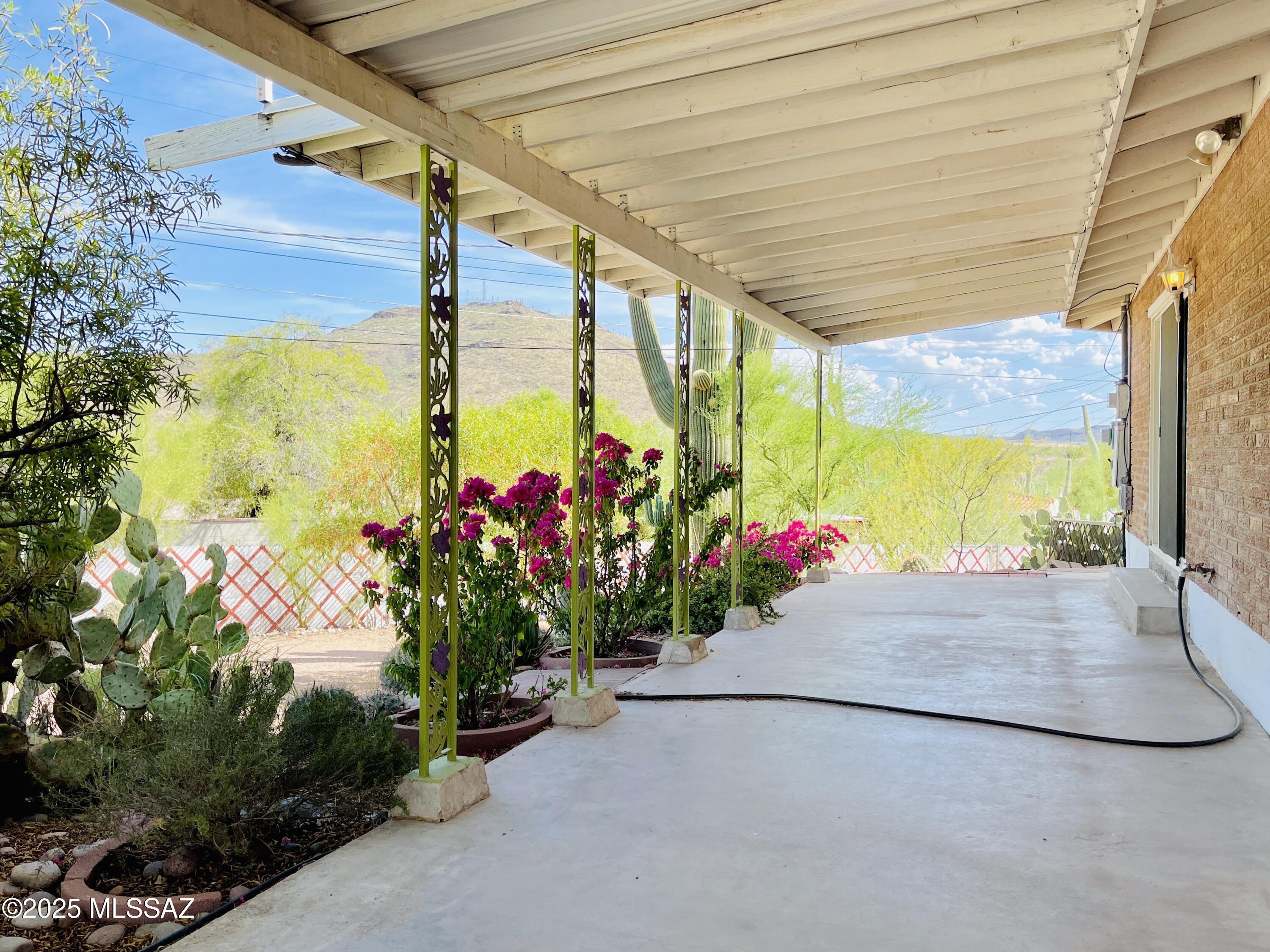 Desert Hills (1-82) - Residential Lease