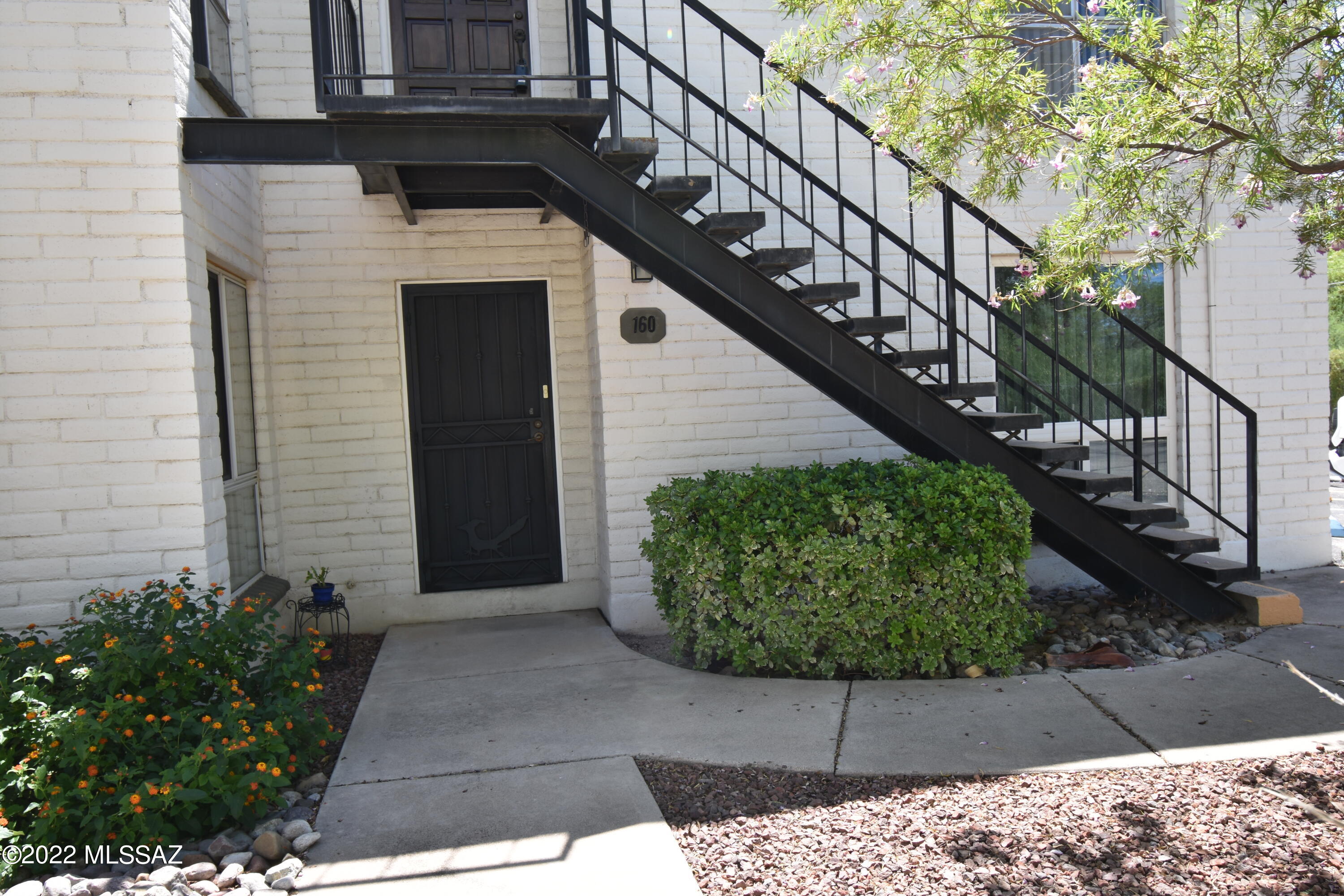 This condo feels like home. Very good investment. Condo is immaculate like new. Fresh paint, security door, great layout, granite countertops, ample storage space. Community laundry 2. New toilets. Cable TV - High Speed Internet. Exercise facilities, pool, spa beautiful landscape & sidewalks.