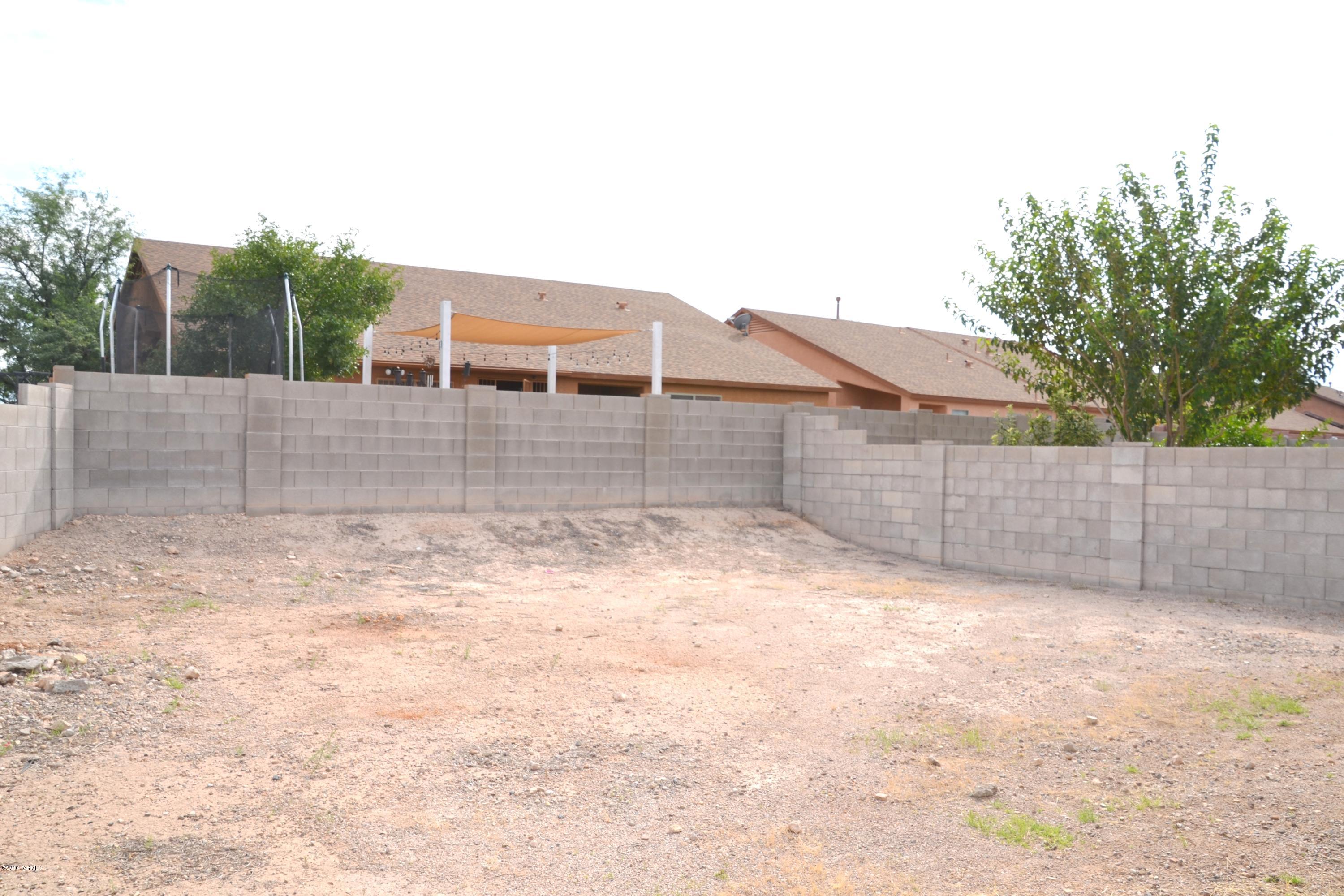 Tres Pueblos - Residential