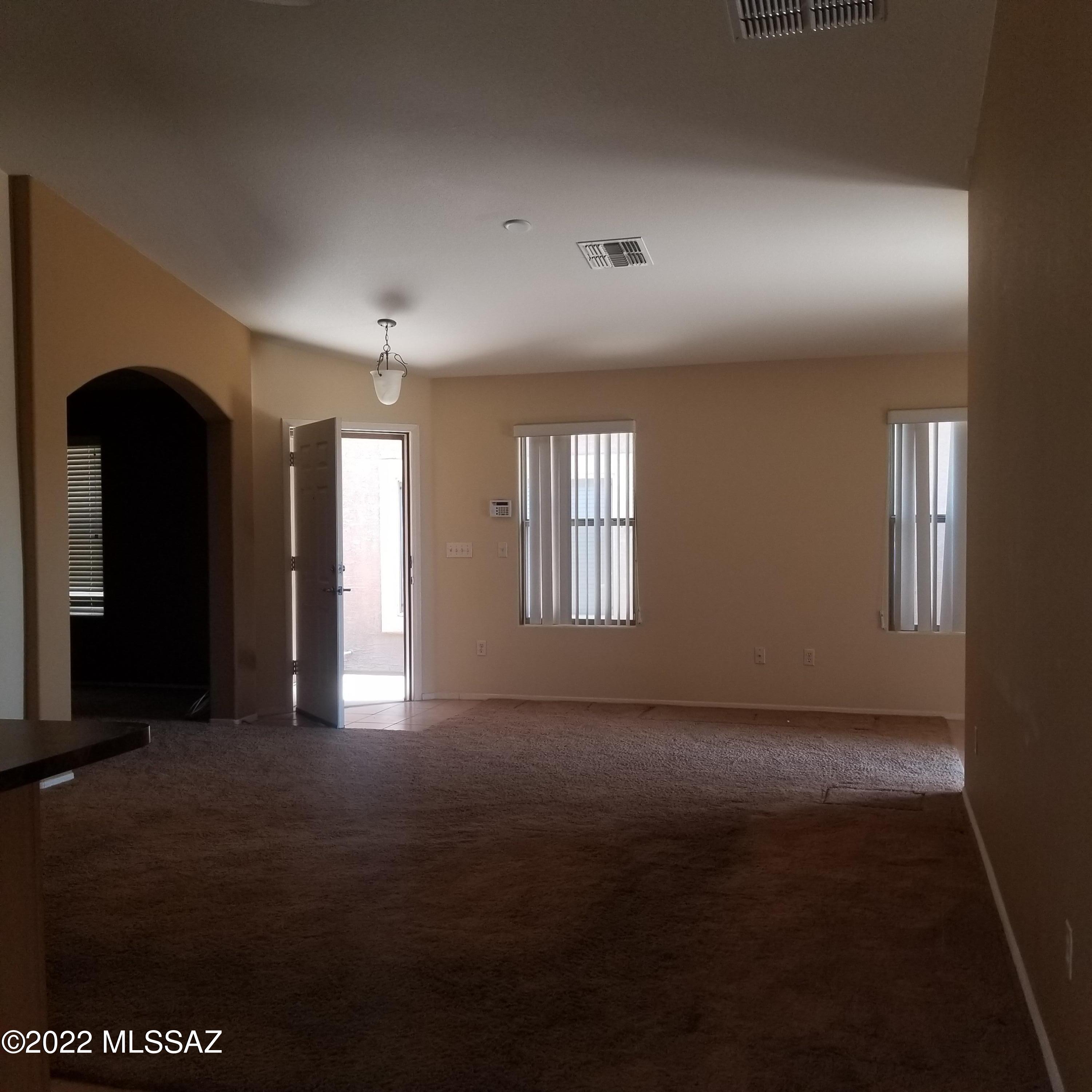 Beautiful 3 bedroom, 2 bath home ,living/dining room, with den or office, kitchen with all appliances and breakfast bar.  Covered patio and backyard with great mountain views.