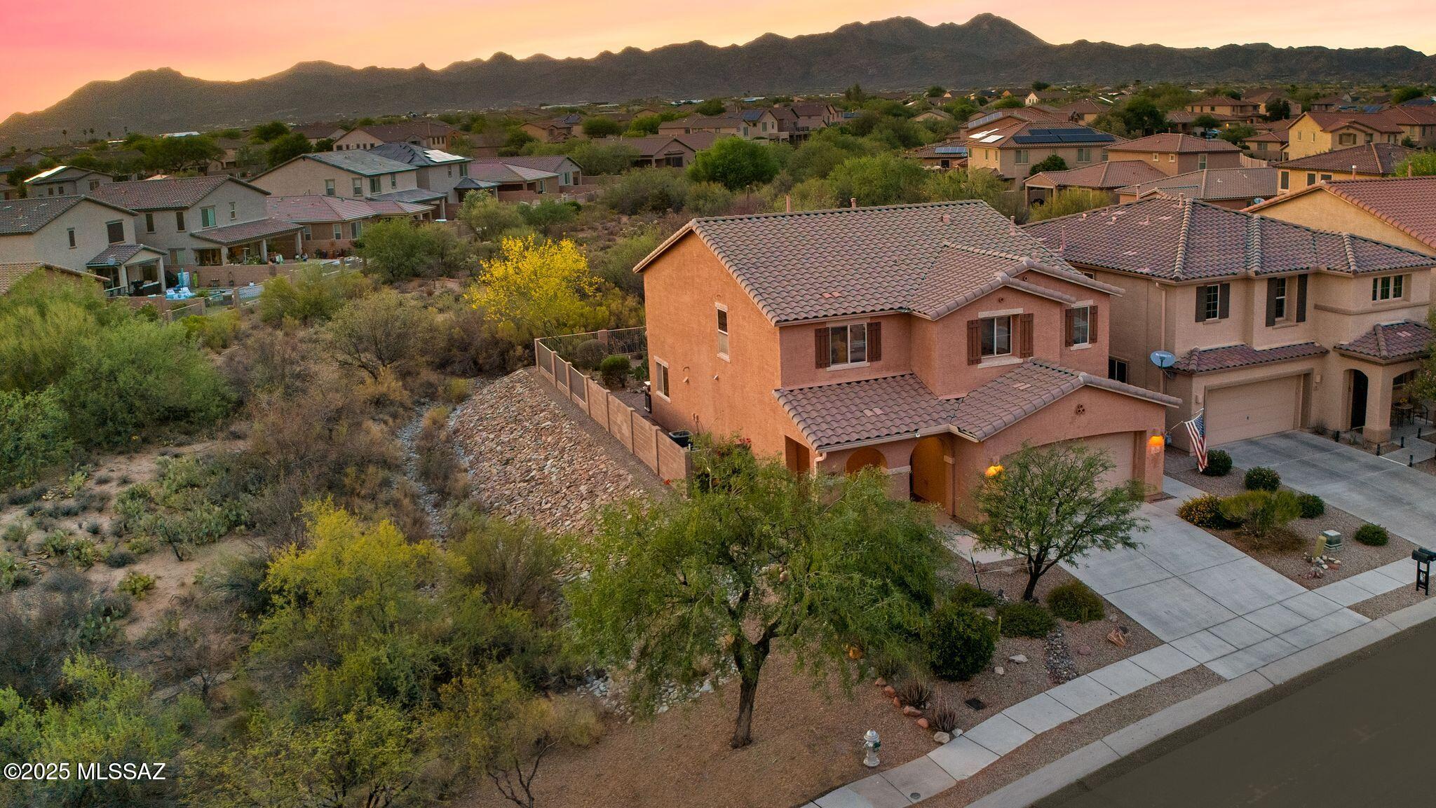 Rancho Vistoso NGHB 10 PCLS S,U & V - Residential