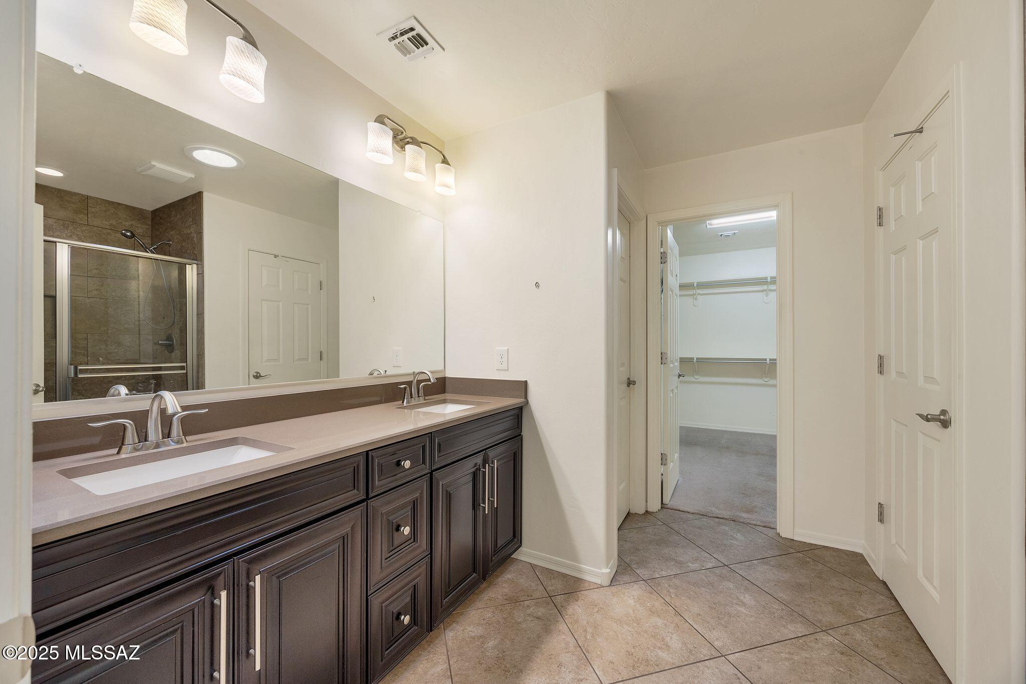 Rancho Vistoso NGHB 10 PCLS S,U & V - Residential