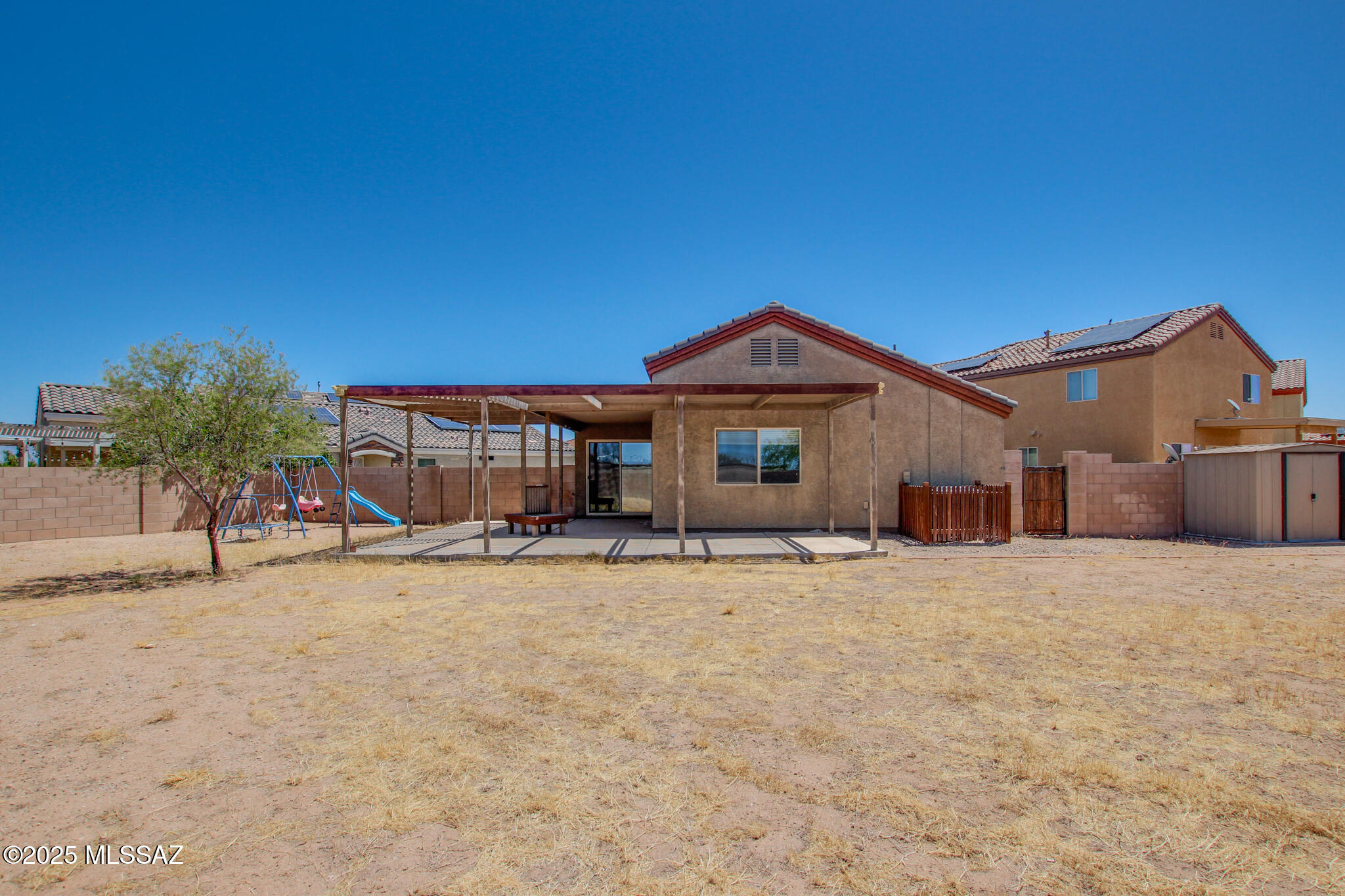 Interstate 10 and Kolb Road - Residential