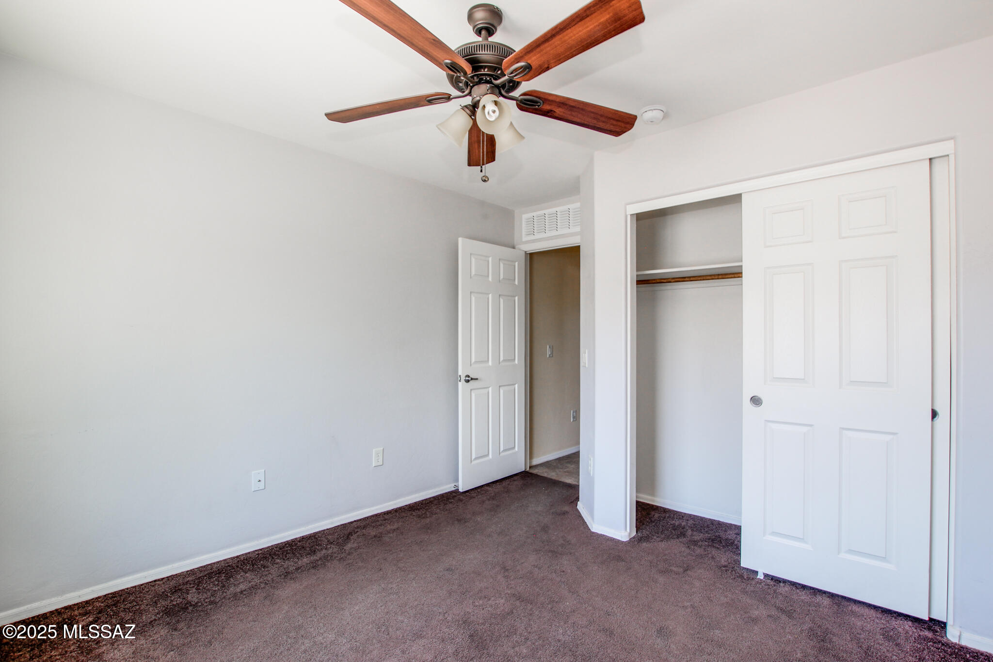 Interstate 10 and Kolb Road - Residential