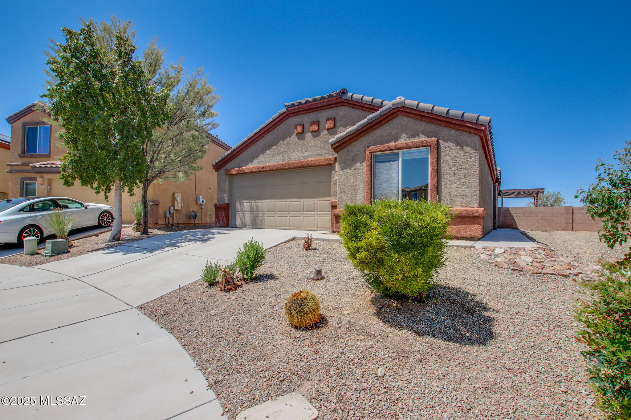 Interstate 10 and Kolb Road - Residential