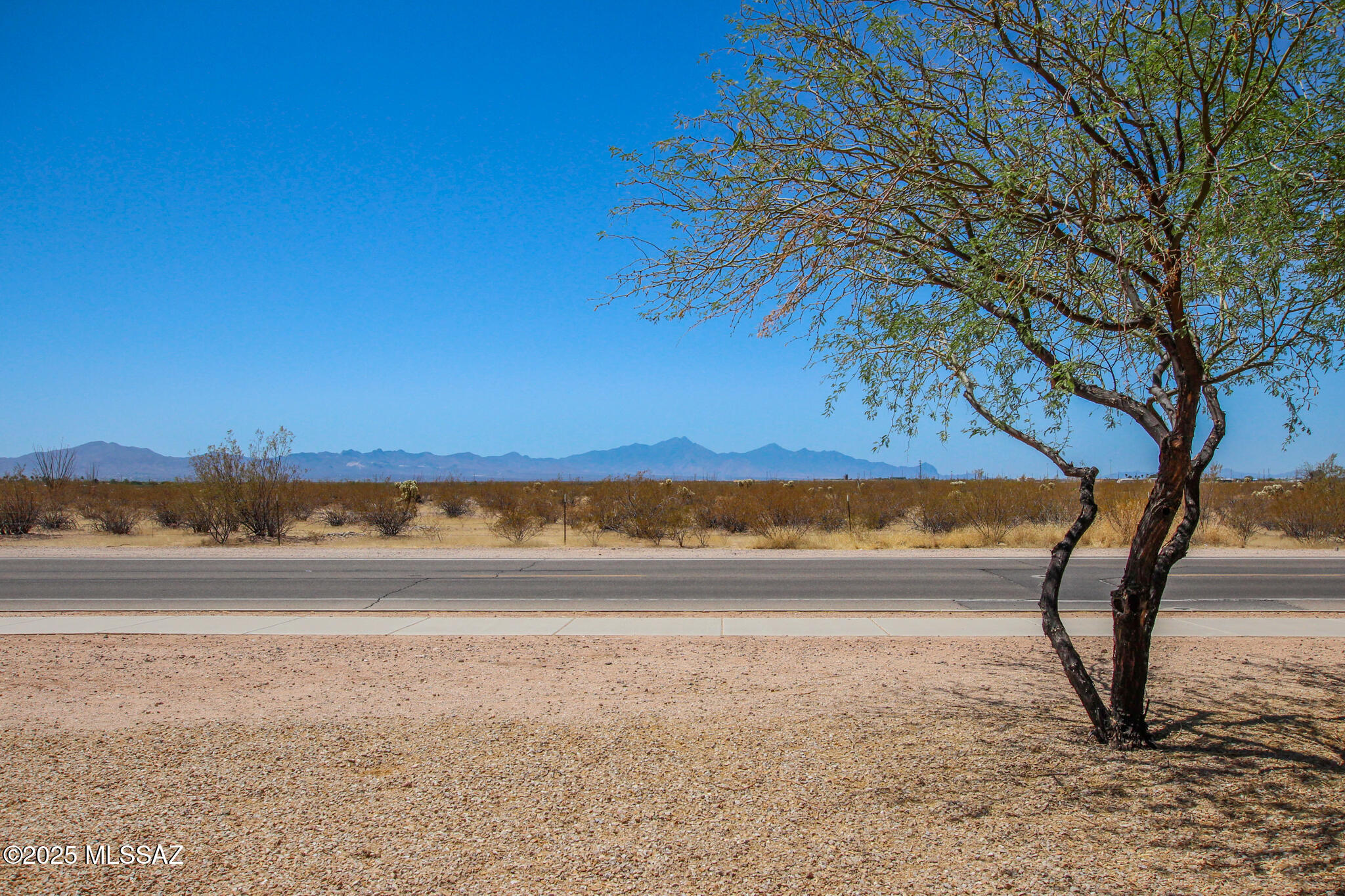 Interstate 10 and Kolb Road - Residential
