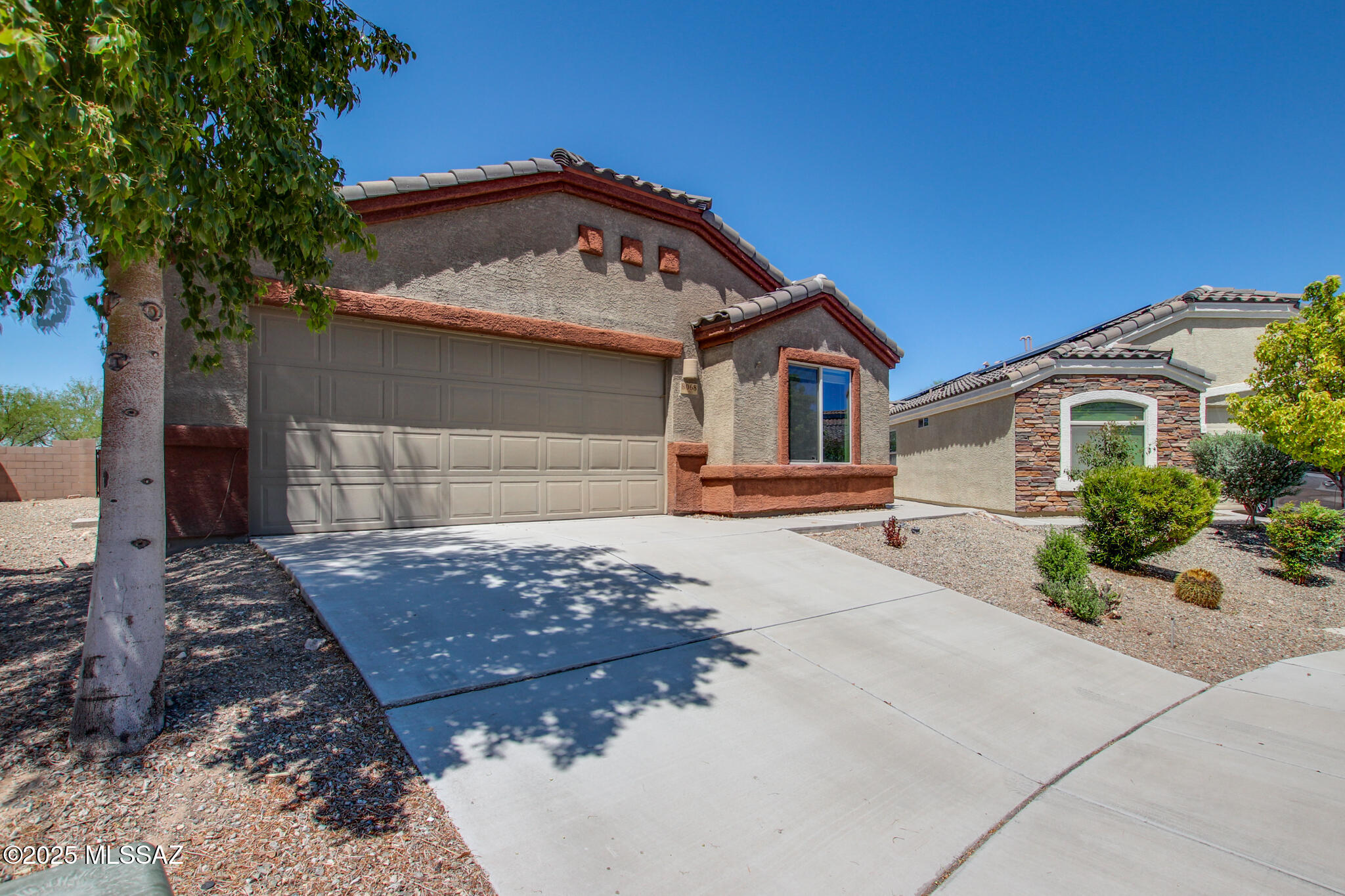 Interstate 10 and Kolb Road - Residential