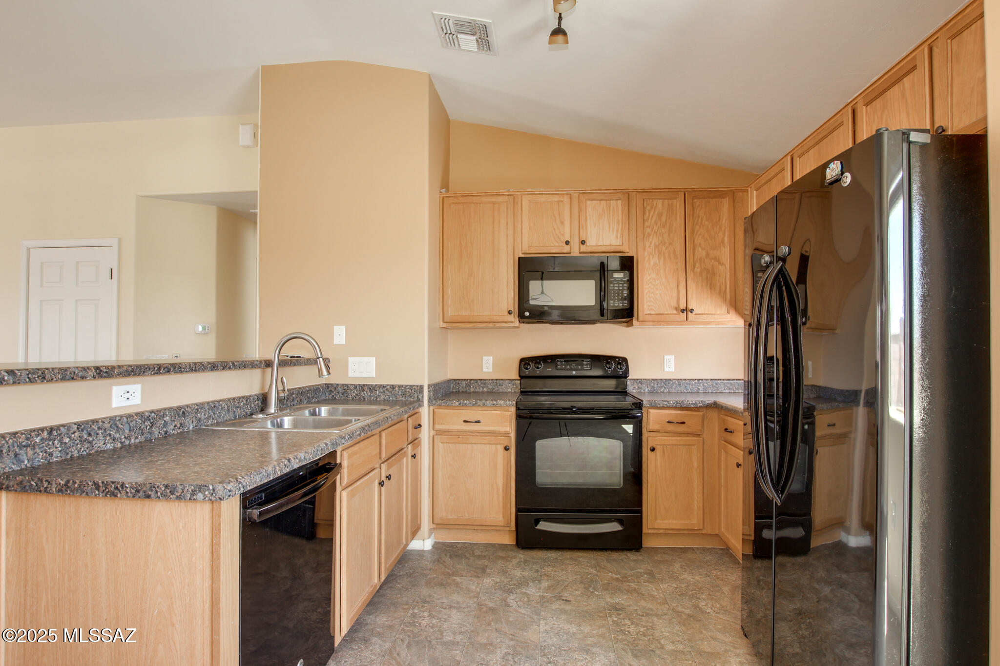 Interstate 10 and Kolb Road - Residential