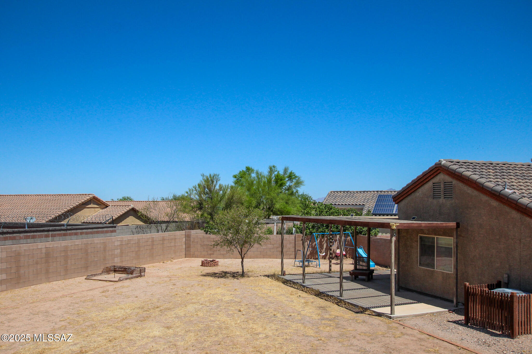 Interstate 10 and Kolb Road - Residential