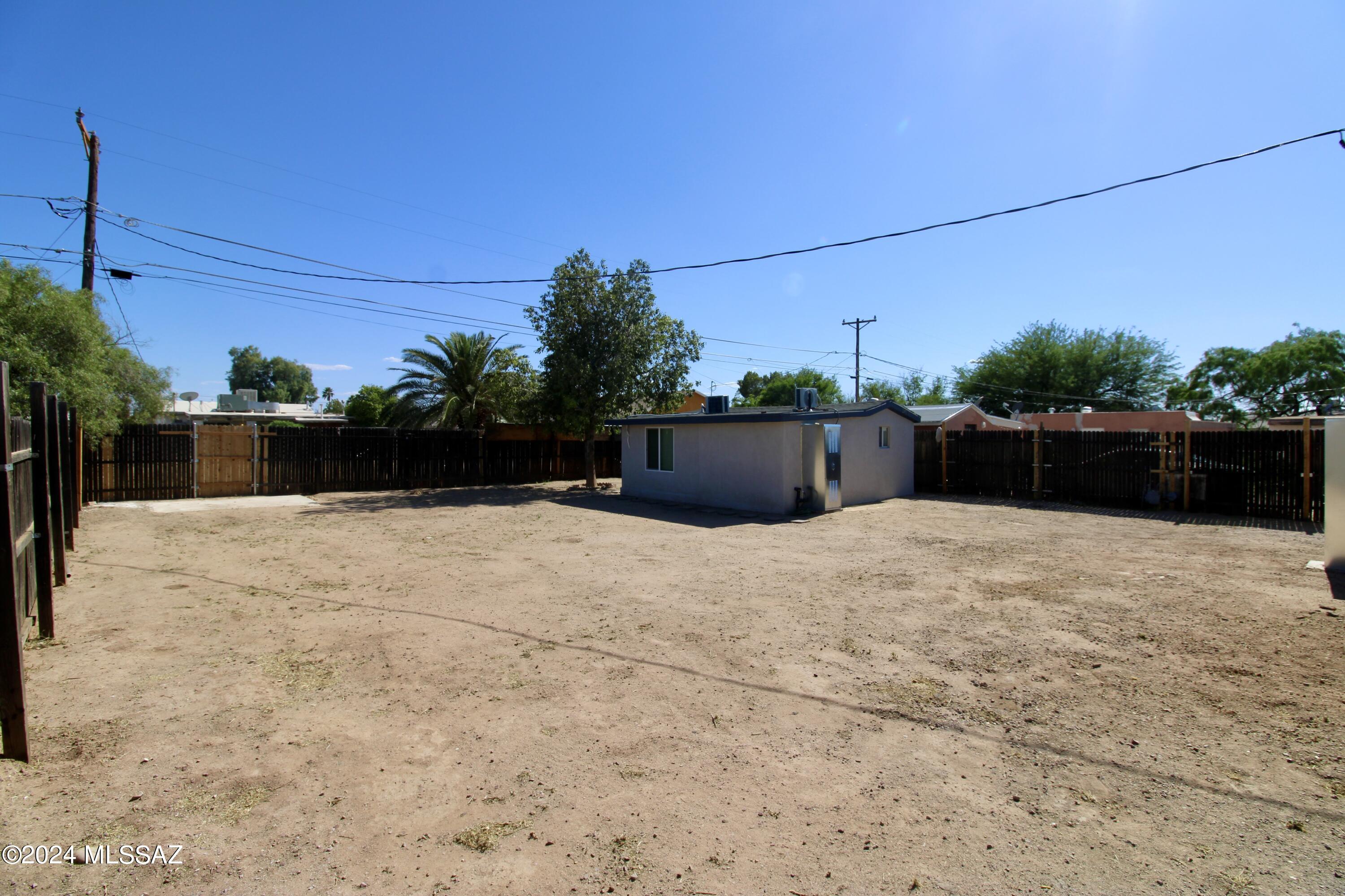 National City NO. 5 - Residential Lease