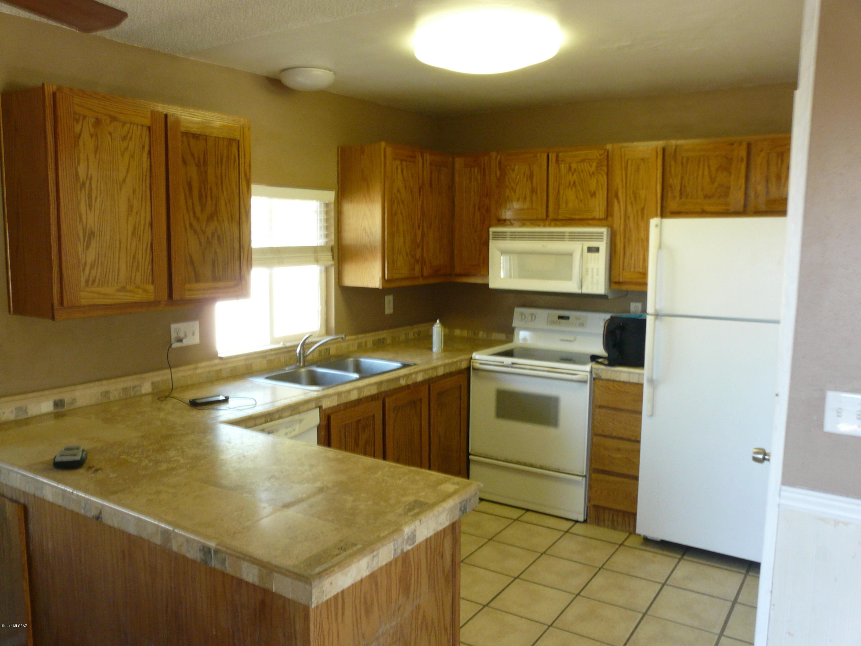 Escalante Heights No. 2 (1-172) - Residential Lease