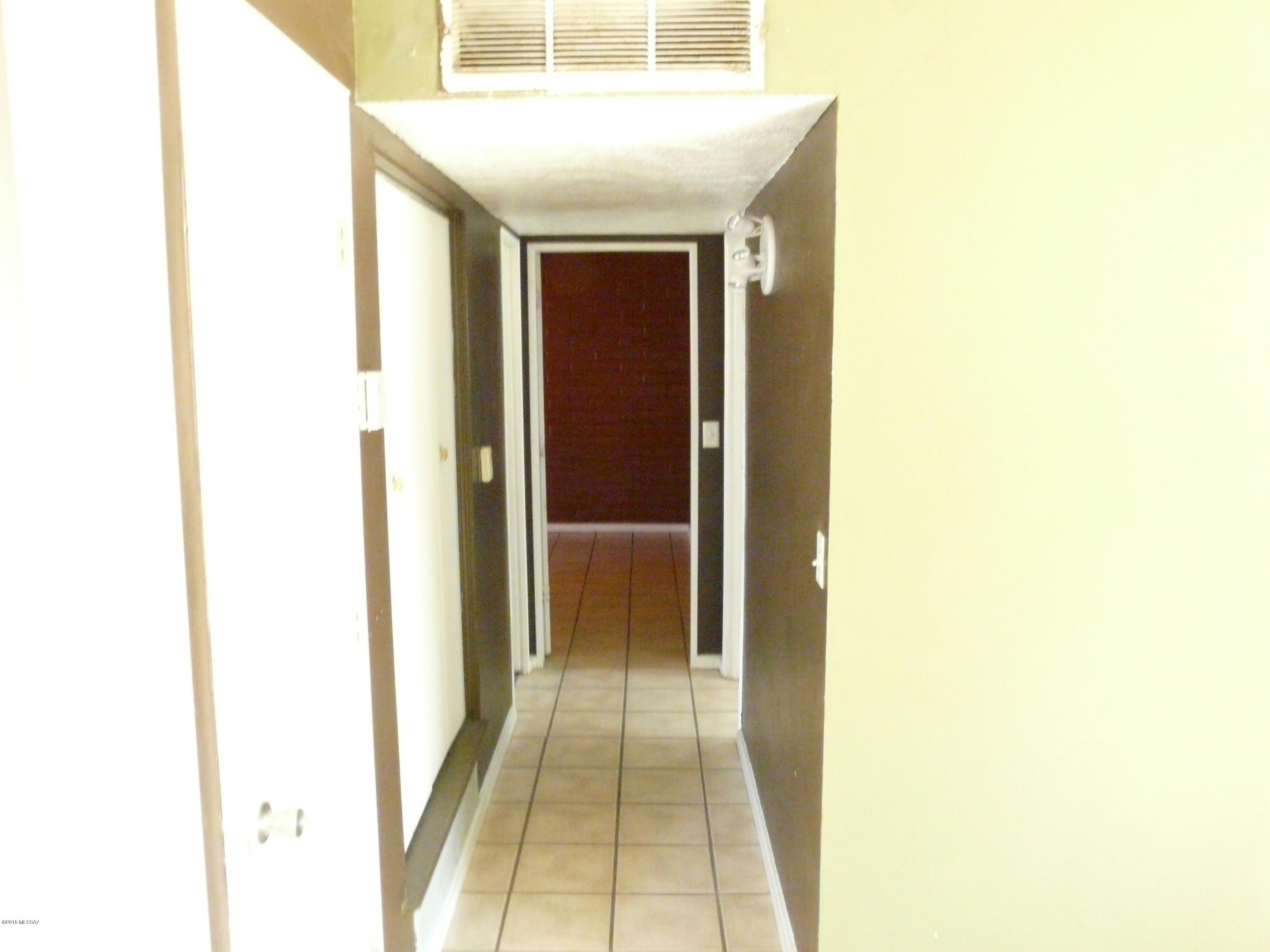 Escalante Heights No. 2 (1-172) - Residential Lease
