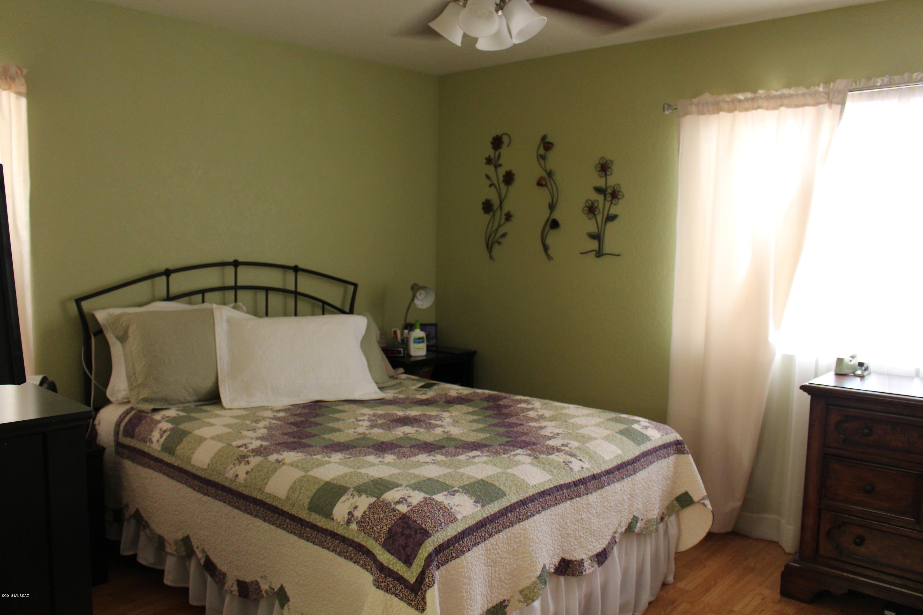 Country Highlands (1-180) - Residential