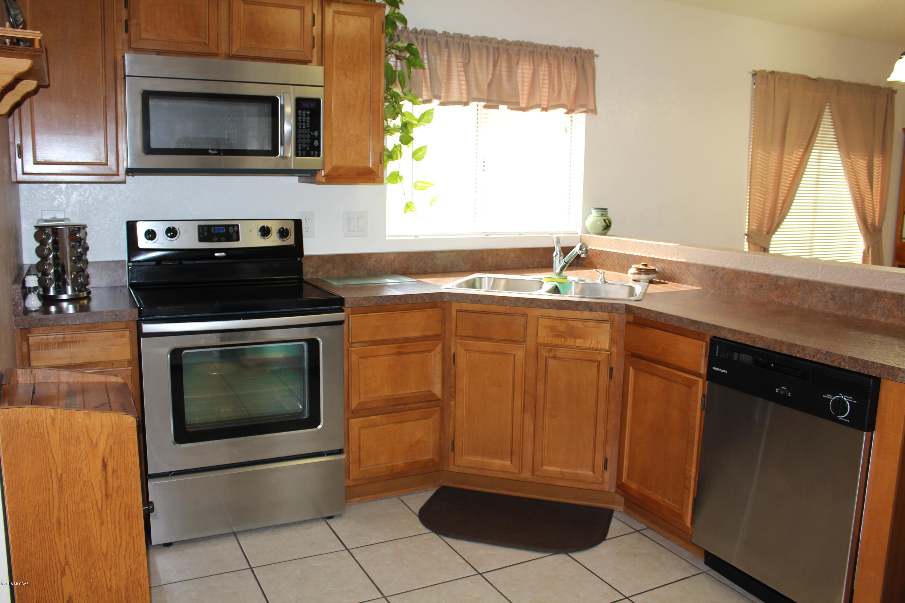 Country Highlands (1-180) - Residential