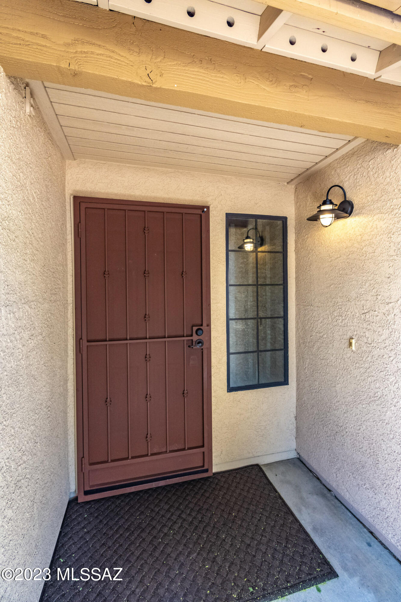 Country Club(1-221) - Residential