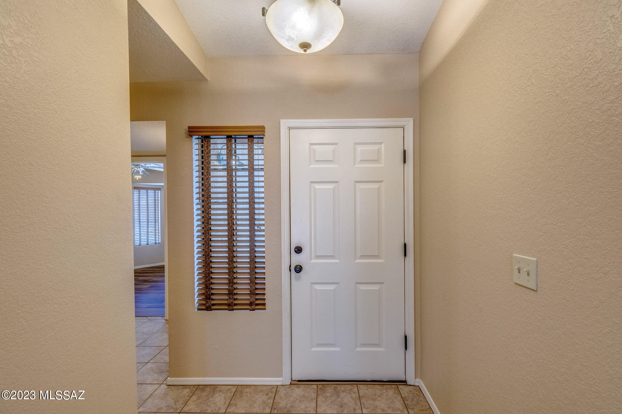 Country Club(1-221) - Residential