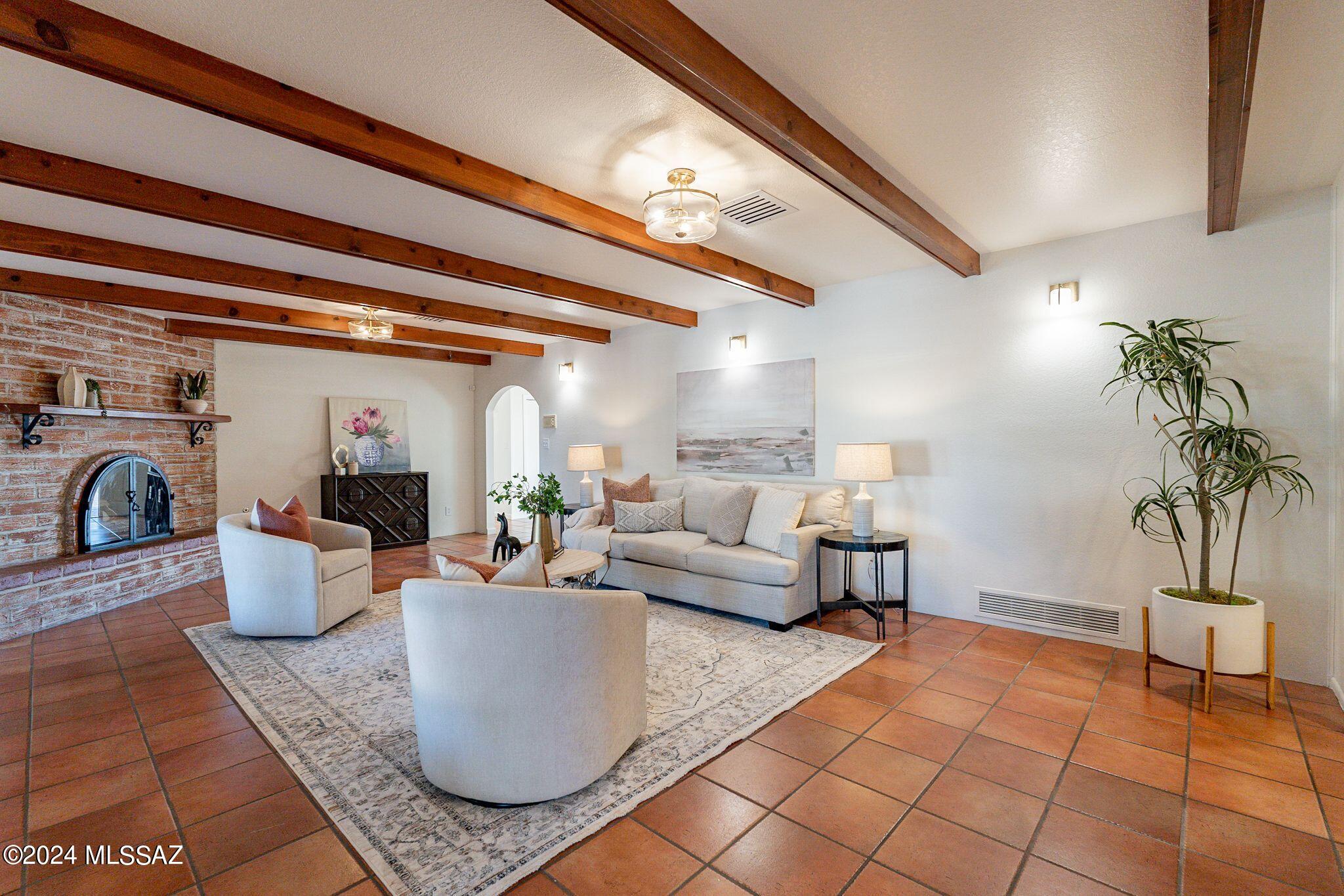 Catalina Foothills Estates NO. 7 - Residential
