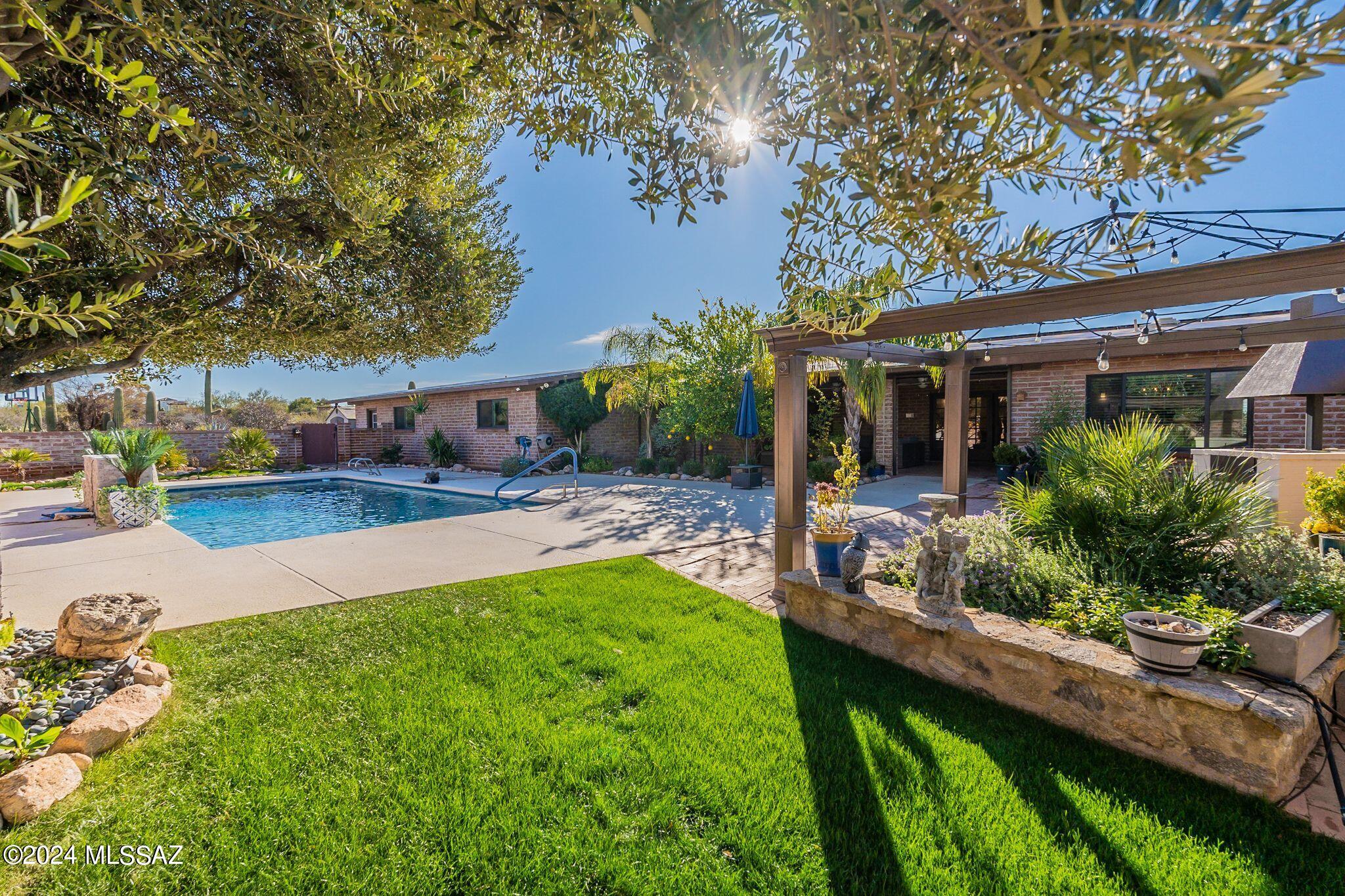 Catalina Foothills Estates NO. 7 - Residential