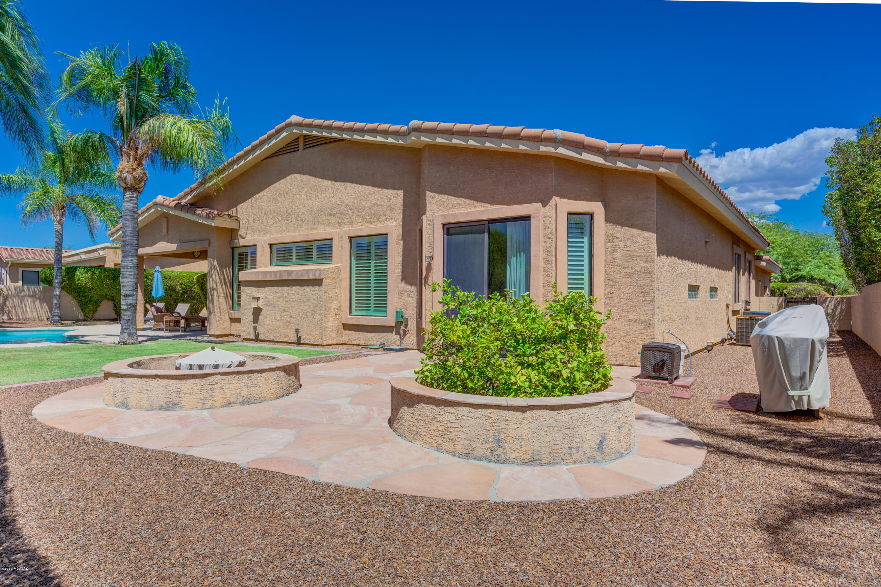 Mira Vista (1-60) - Residential