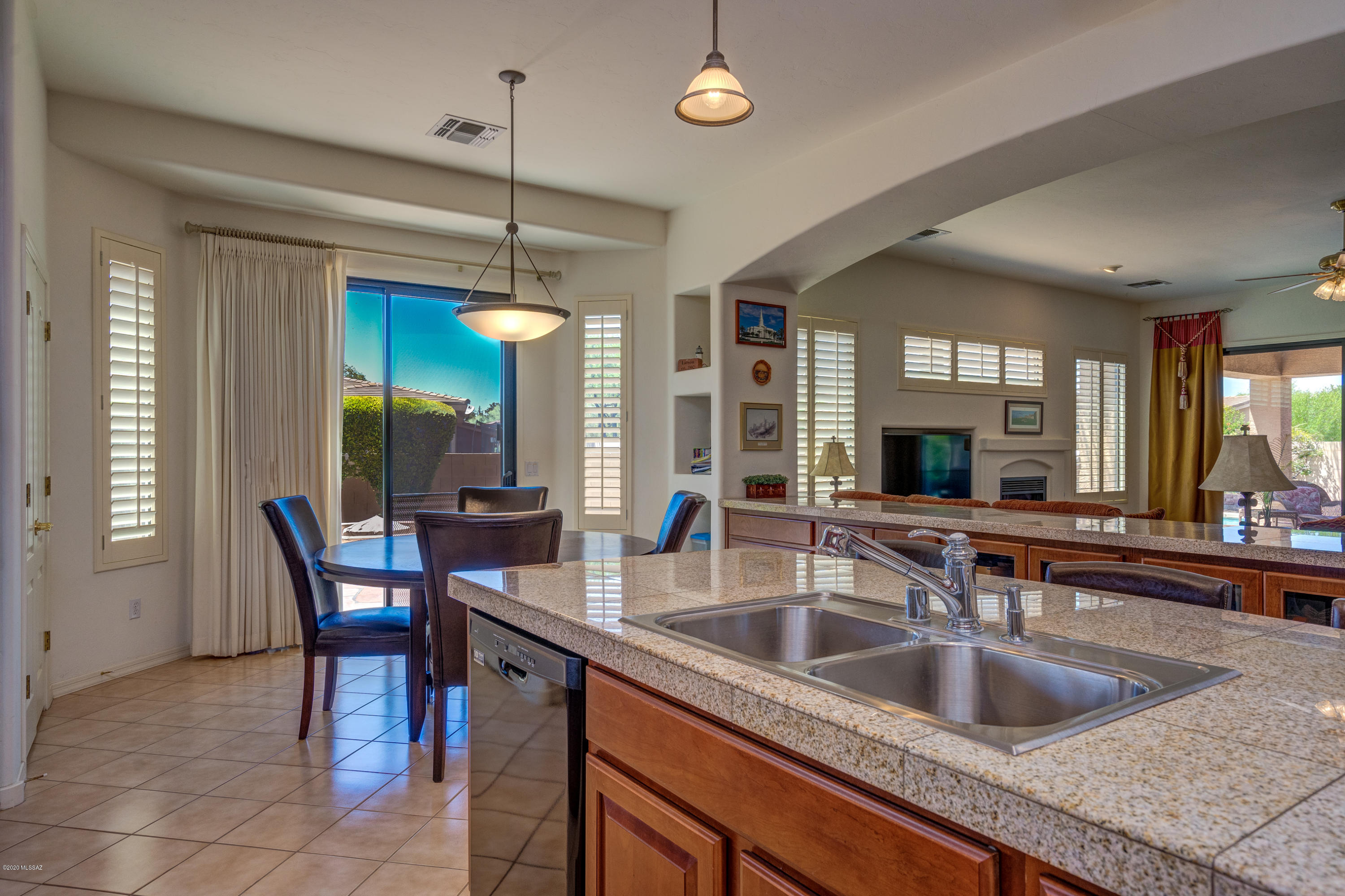 Mira Vista (1-60) - Residential