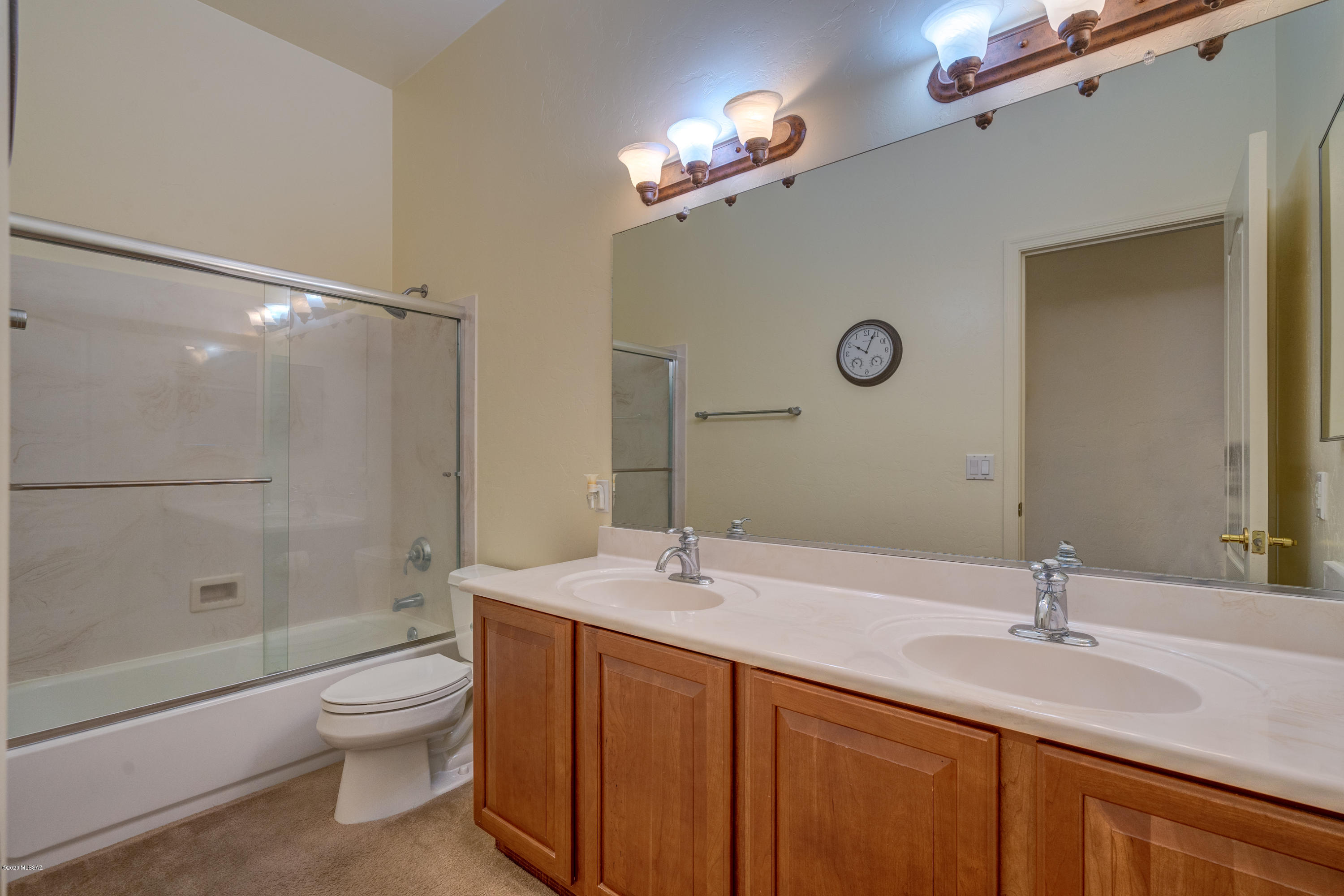 Mira Vista (1-60) - Residential