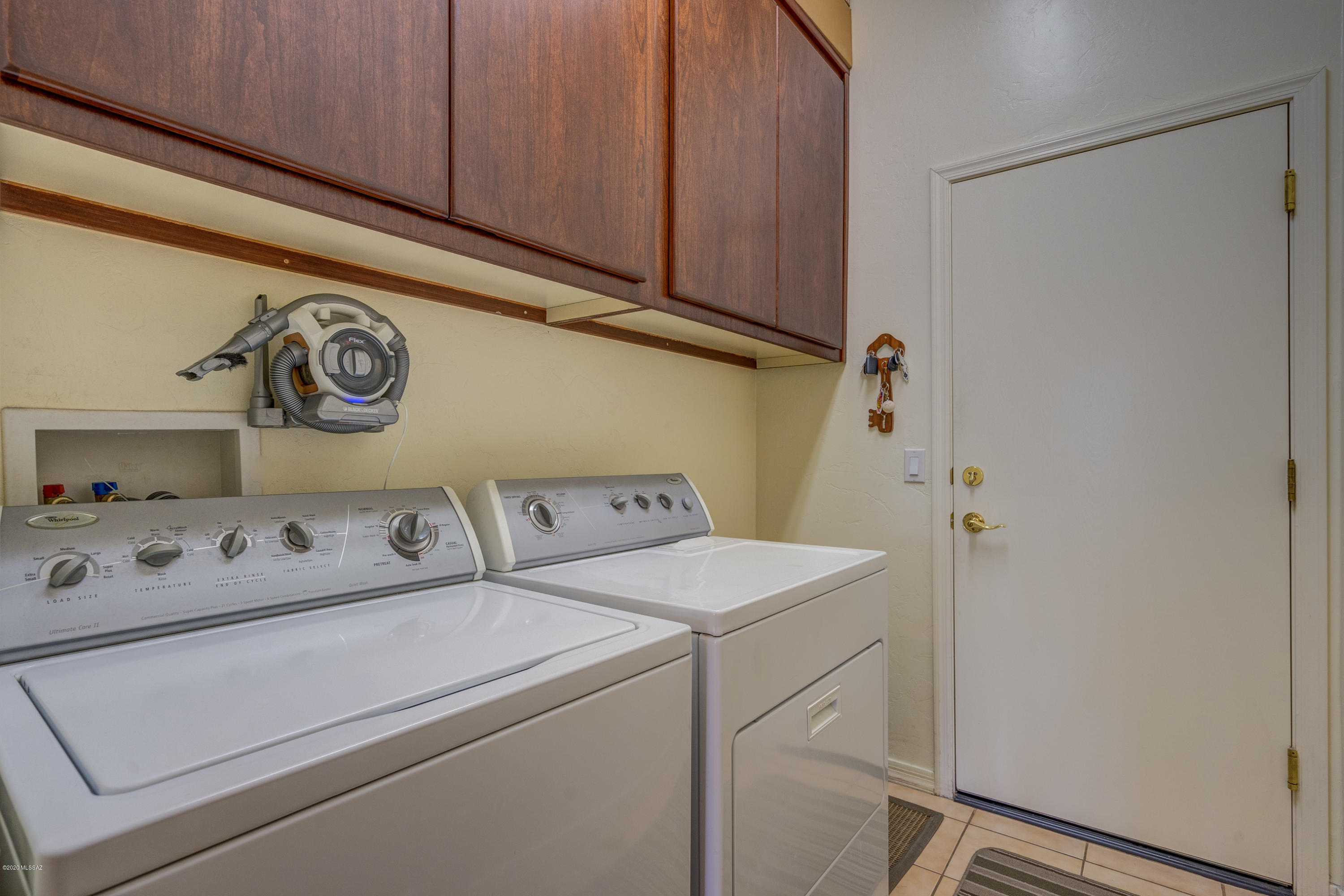 Mira Vista (1-60) - Residential