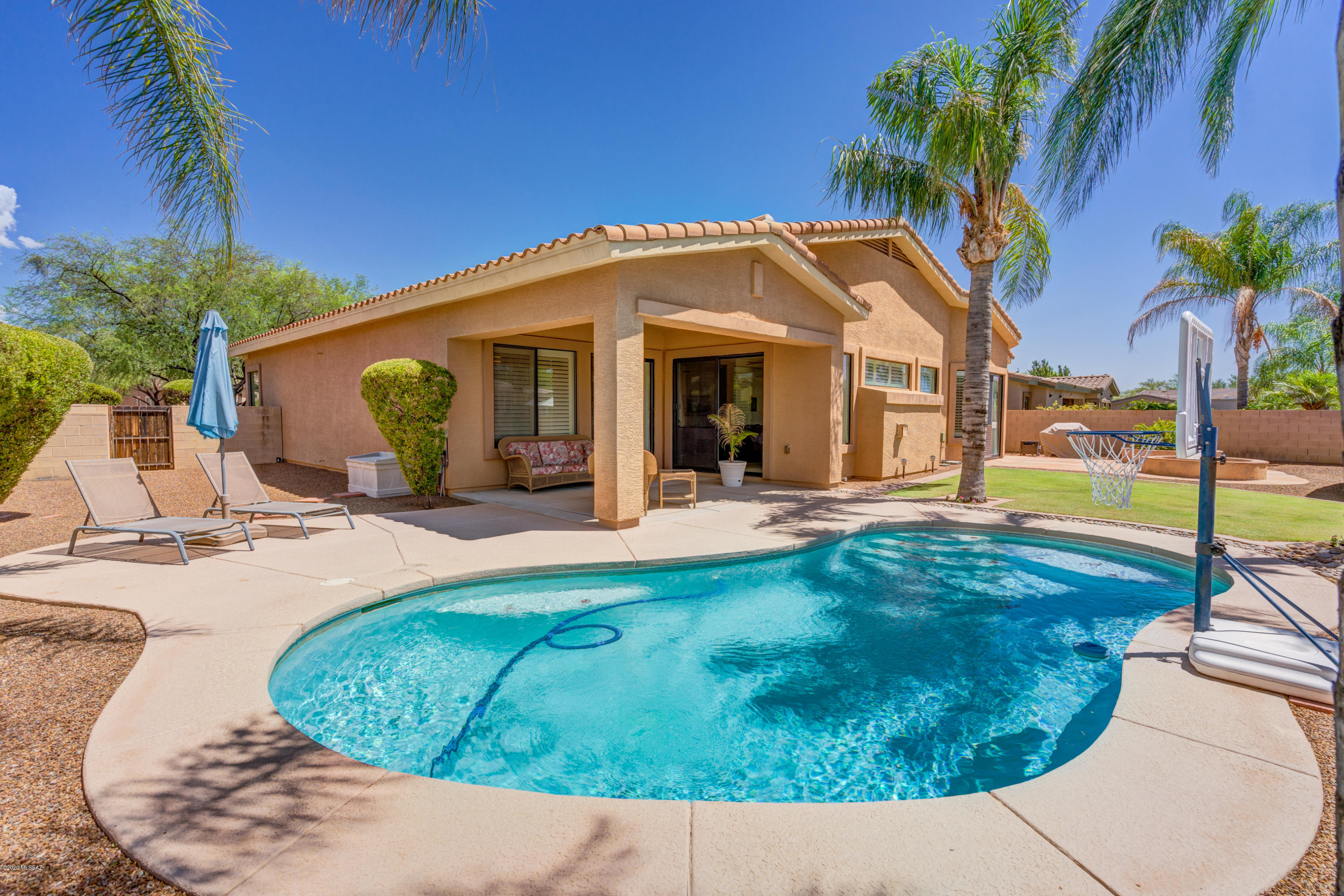 Mira Vista (1-60) - Residential