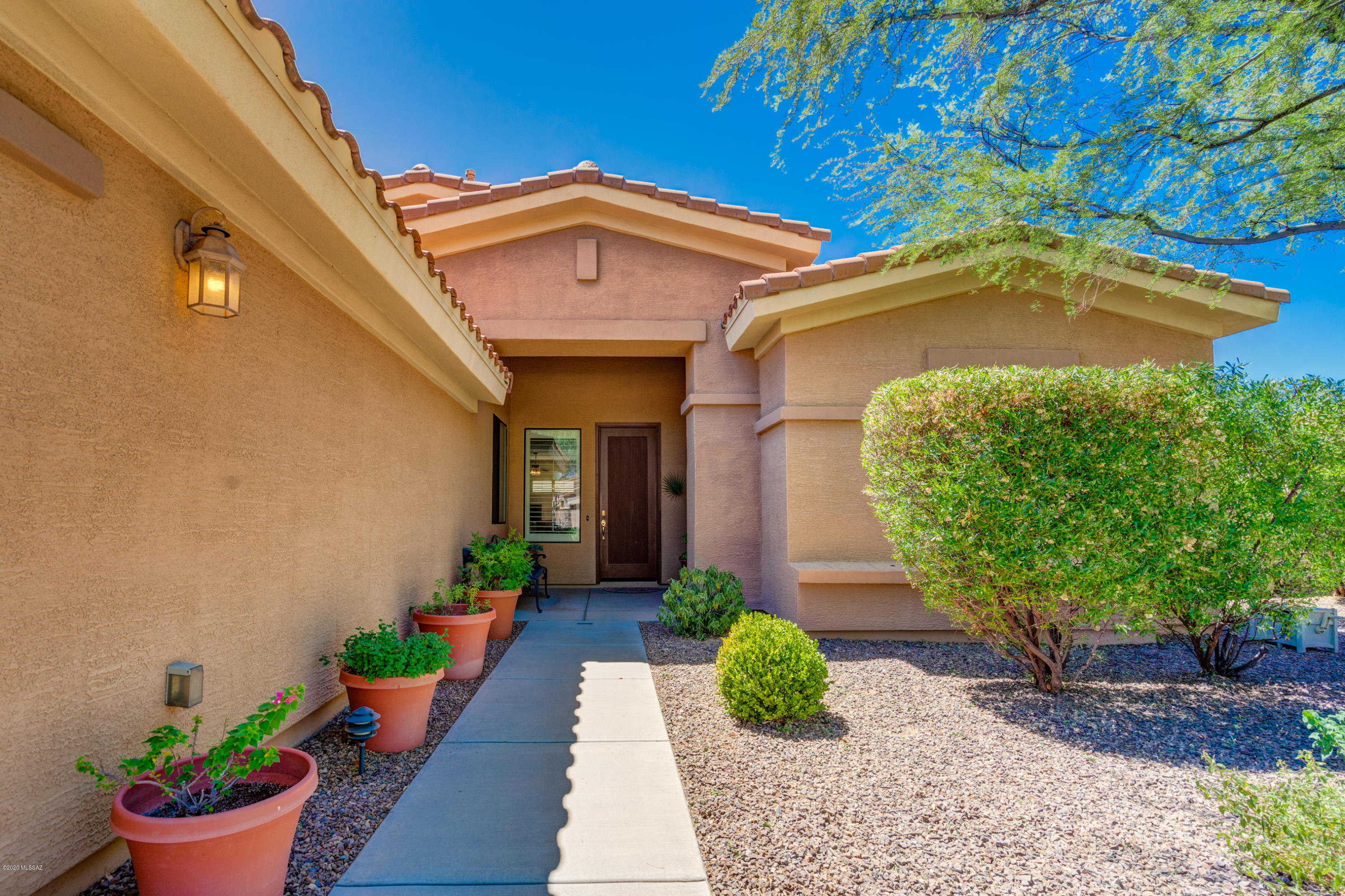 Mira Vista (1-60) - Residential