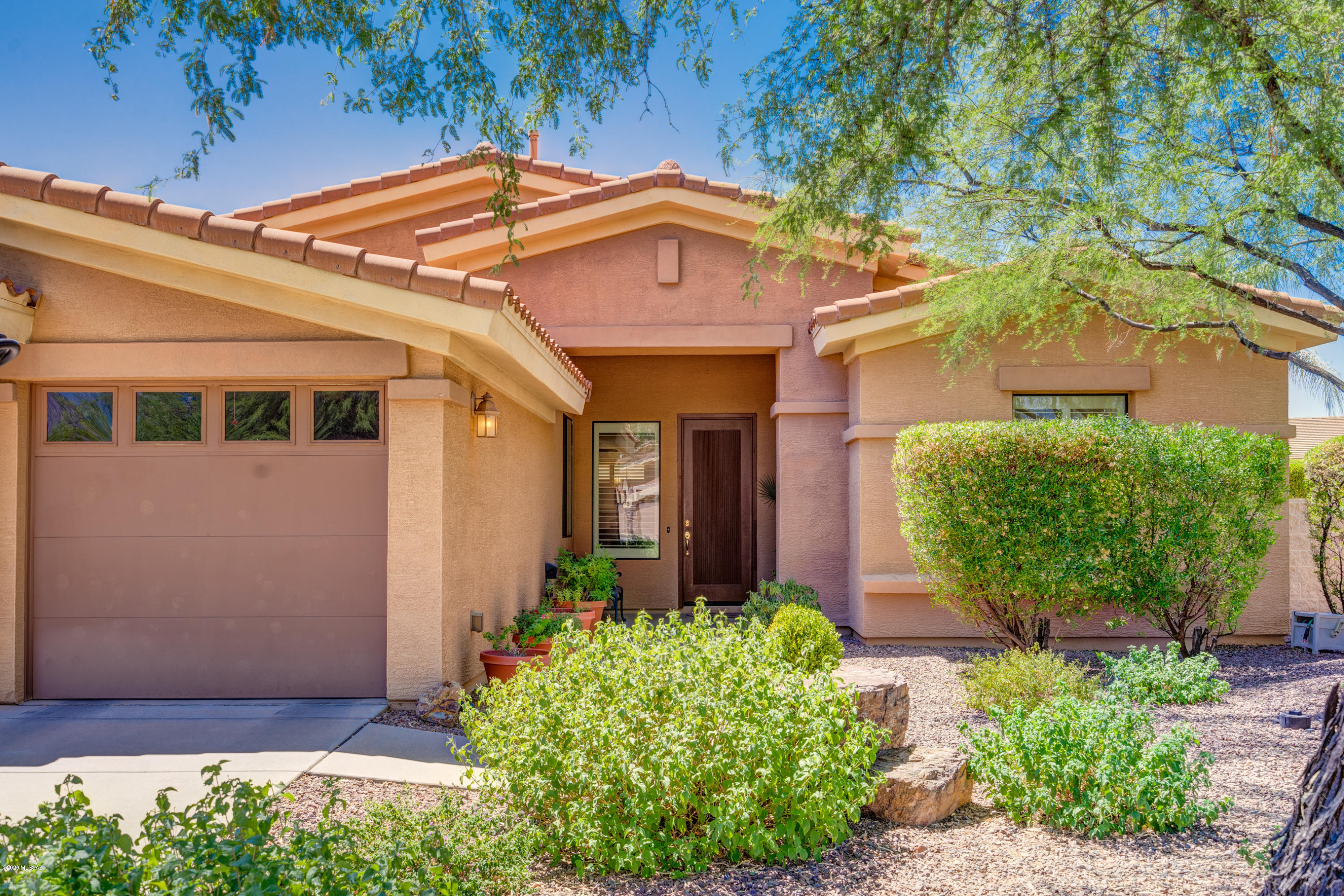 Mira Vista (1-60) - Residential