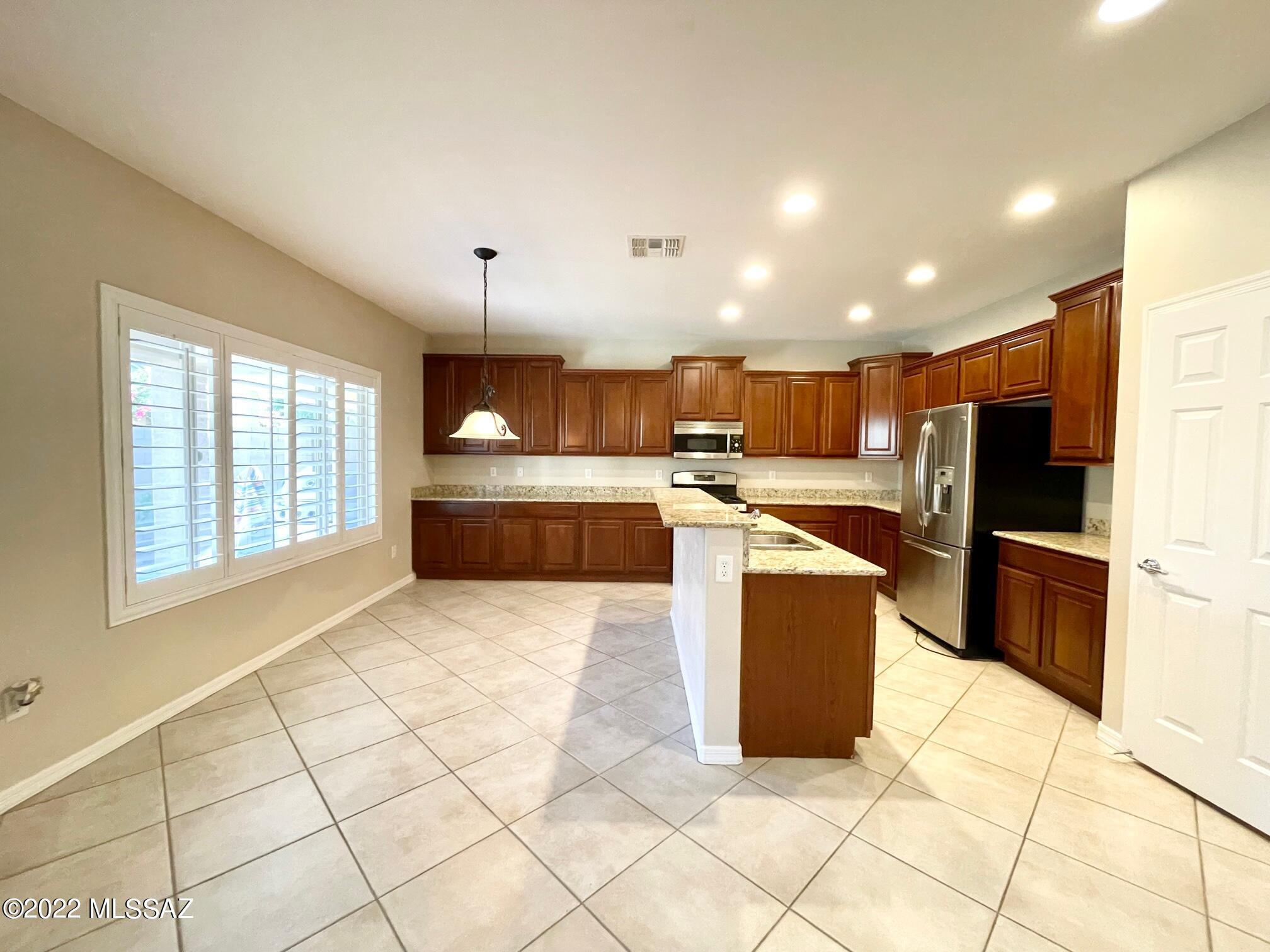 Rancho Vistoso Neighborhood 10 - Residential Lease