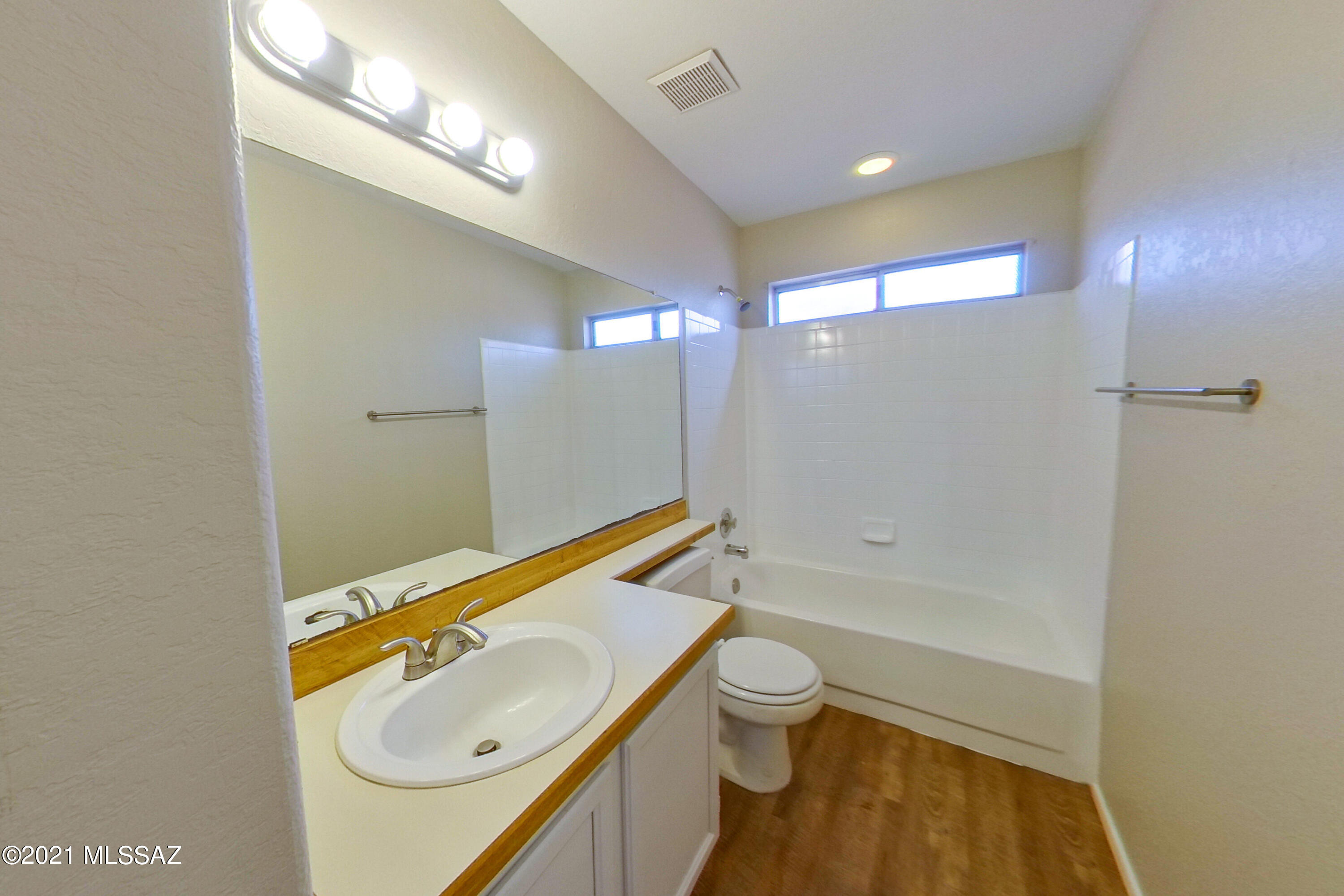 Country Highlands (1-180) - Residential