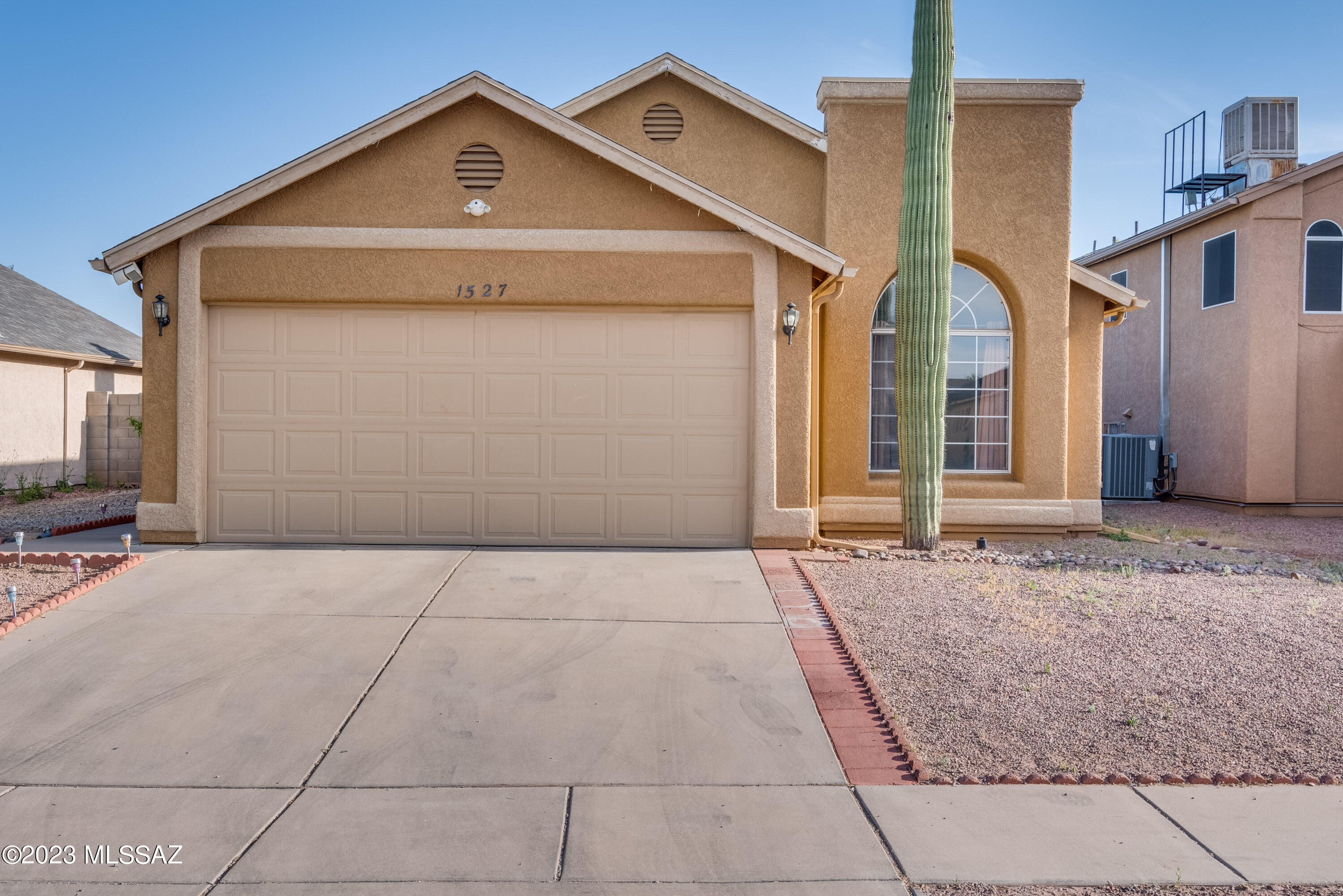 Excellent condition, move in ready 3-Bed, 2-bath home with 2-car garage. You will be welcomed by a cozy living room with tile floor and a fireplace that will make your winters that much more enjoyable! Tile-through out and carpet in bedrooms with an easy flowing floor plan that provides both open areas for gatherings and your own private spaces. Back yard is welcoming to simply relax and enjoy the beautiful design or take a dip in the refreshing swimming pool. Close to medical, schools, shopping, and entertainment. Definitely a MUST SEE!!