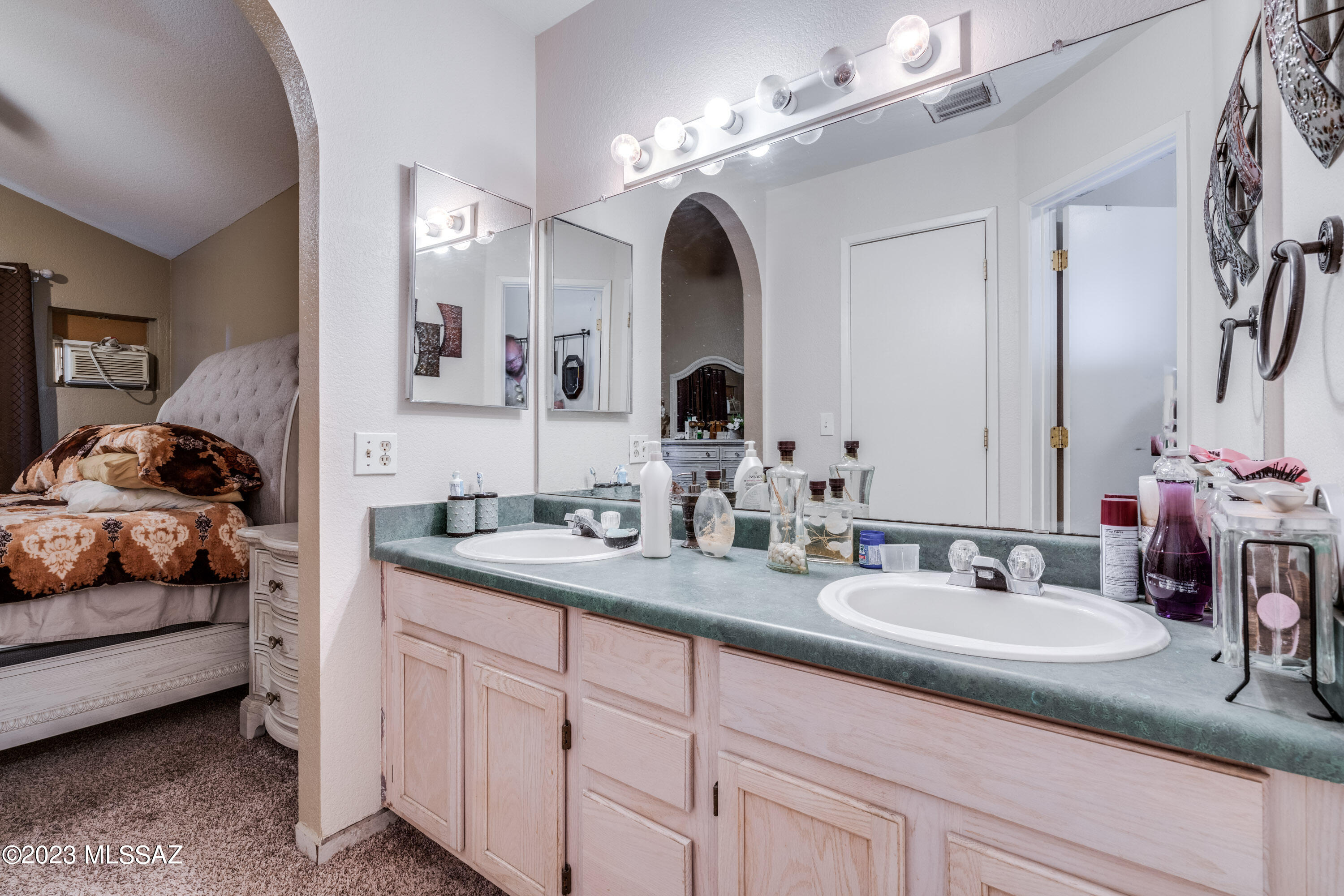 Woodbridge At Midvale Park (1-258) - Residential