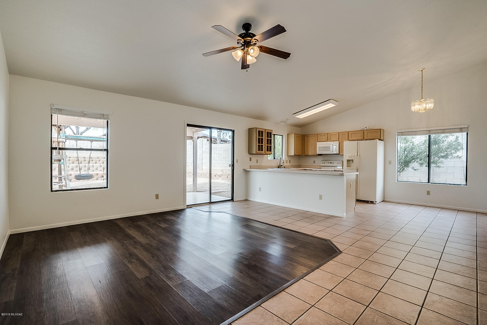 Elliott Homes At Rita Ranch (1-521) - Residential