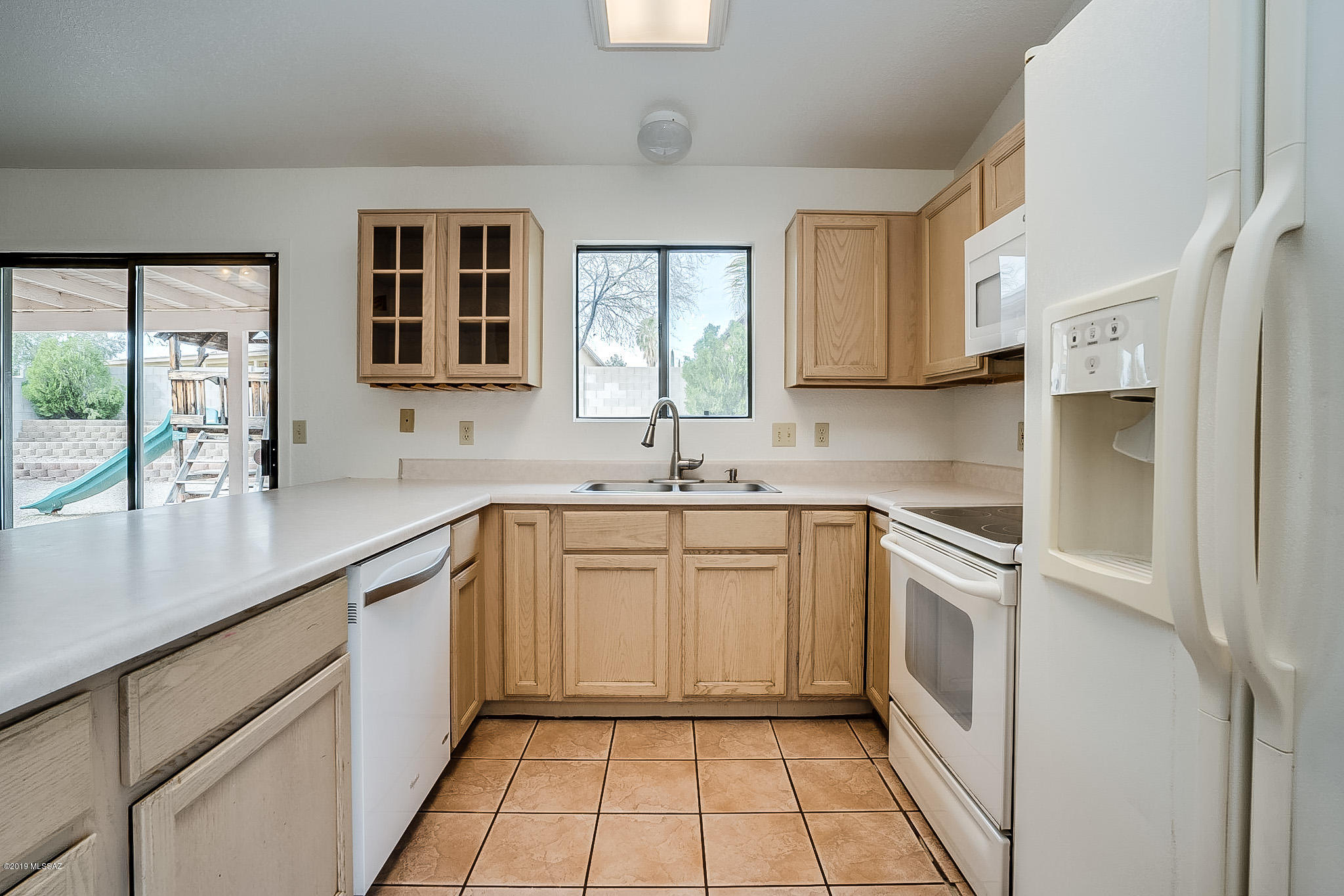 Elliott Homes At Rita Ranch (1-521) - Residential