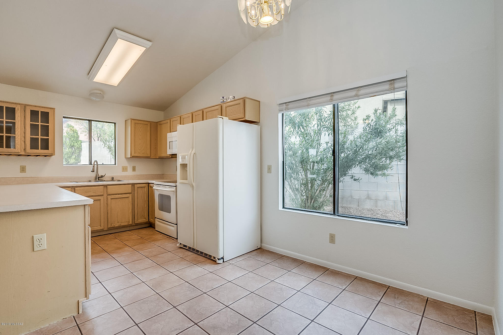 Elliott Homes At Rita Ranch (1-521) - Residential