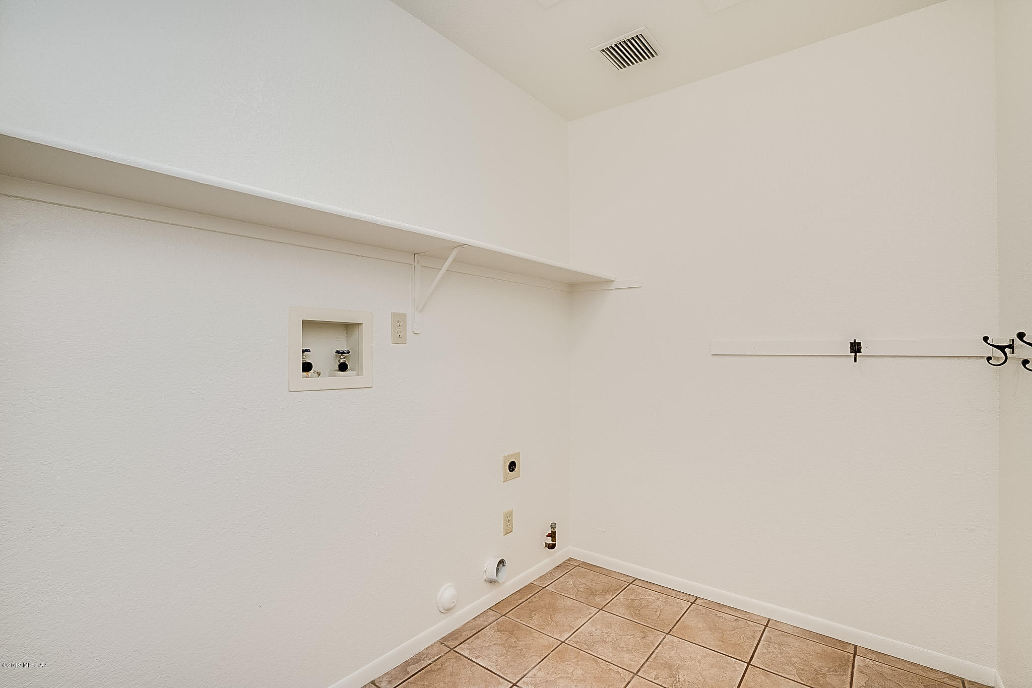 Elliott Homes At Rita Ranch (1-521) - Residential