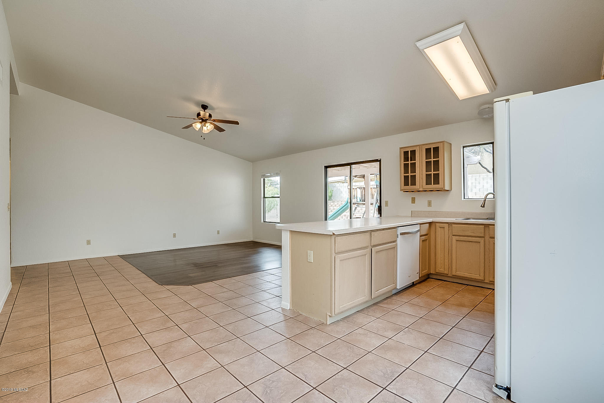 Elliott Homes At Rita Ranch (1-521) - Residential