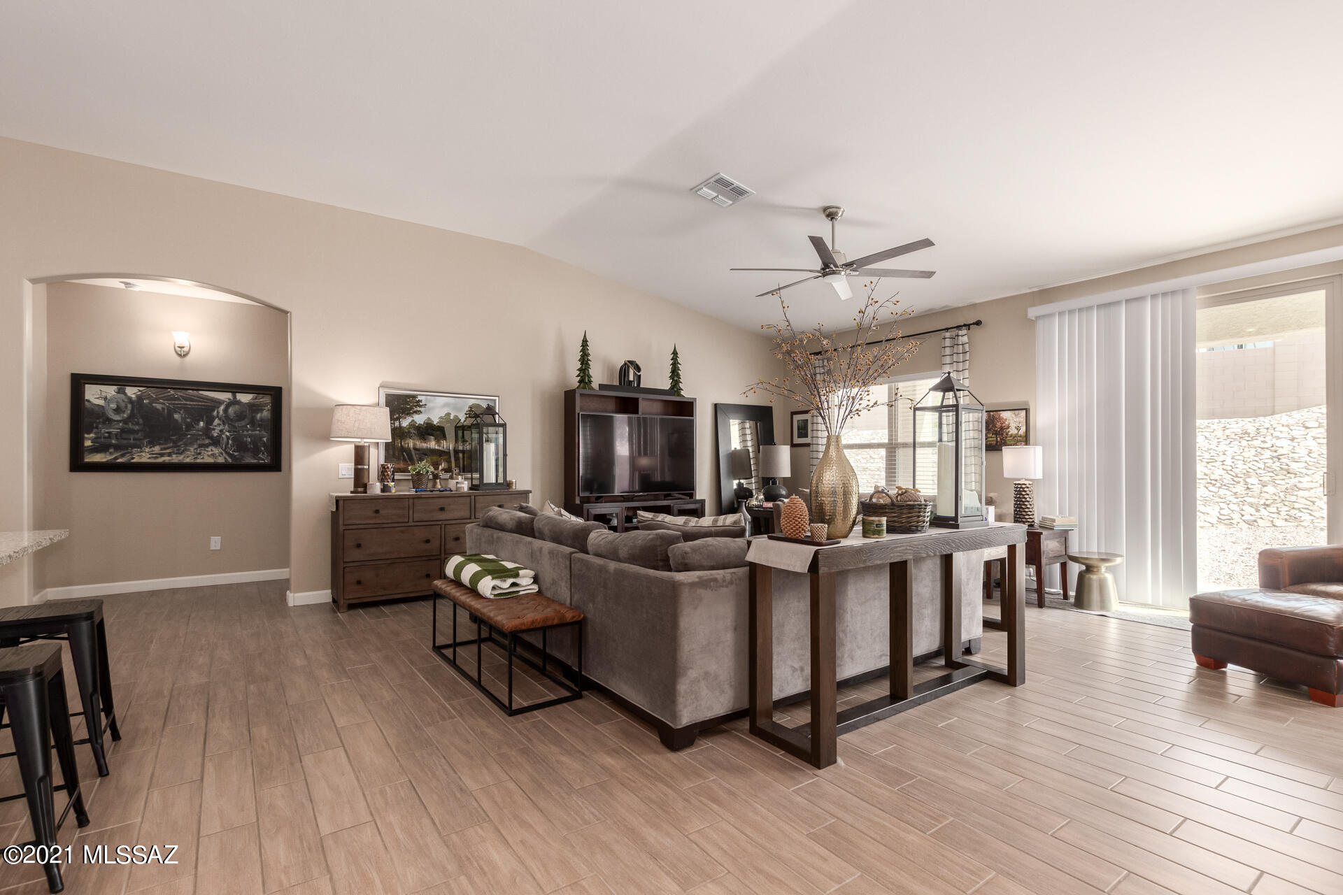 New Tucson Unit NO. 5 (1-312) - Residential