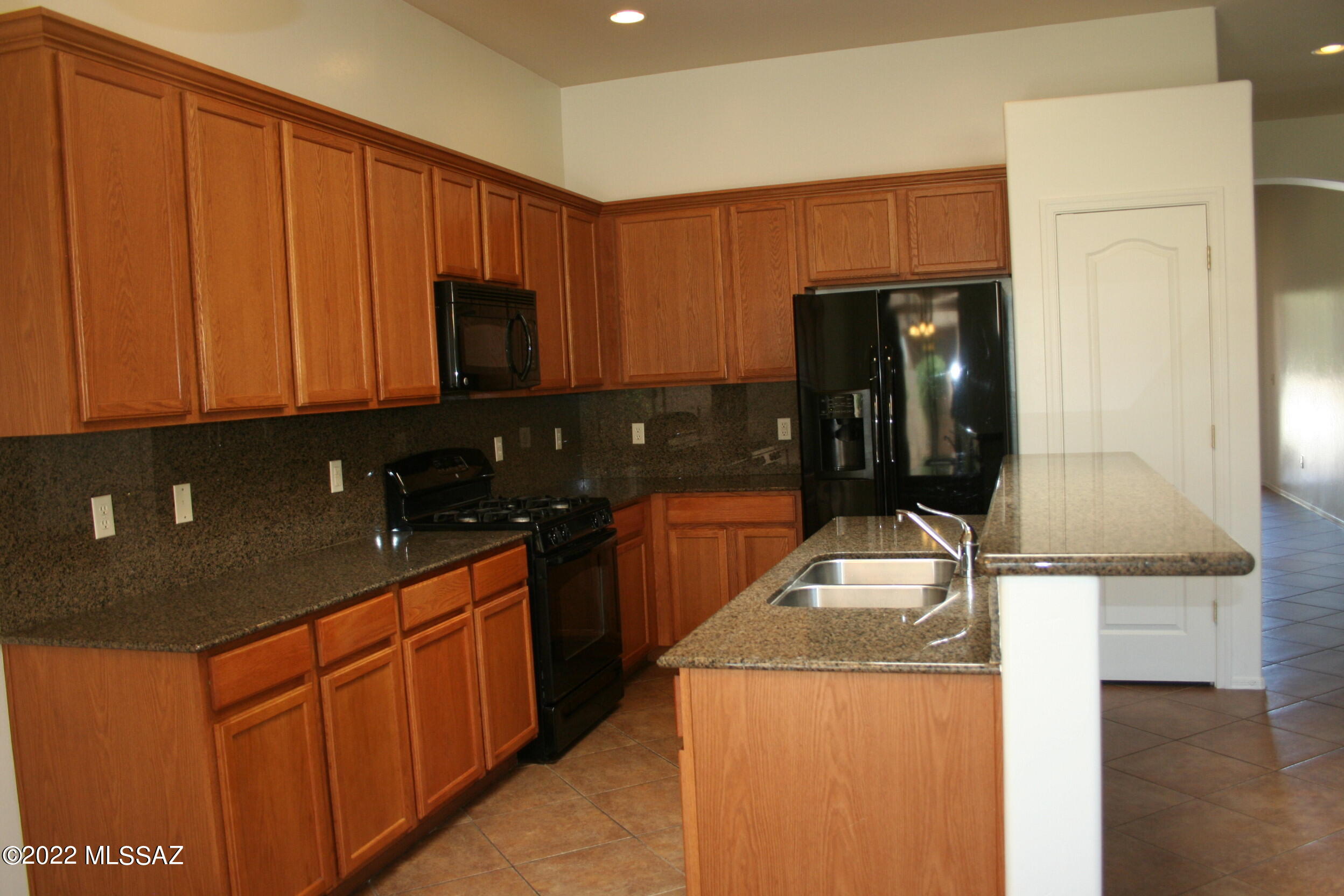 Riverside Crossing (1-133) - Residential Lease