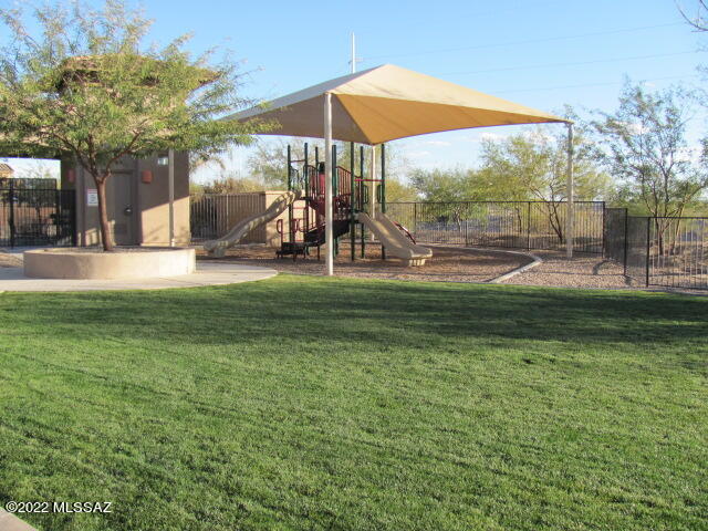 Riverside Crossing (1-133) - Residential Lease
