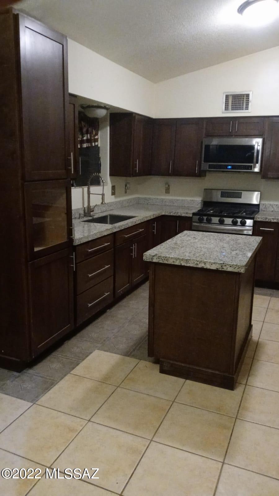 Rio Rico Ranchettes 11 - Residential