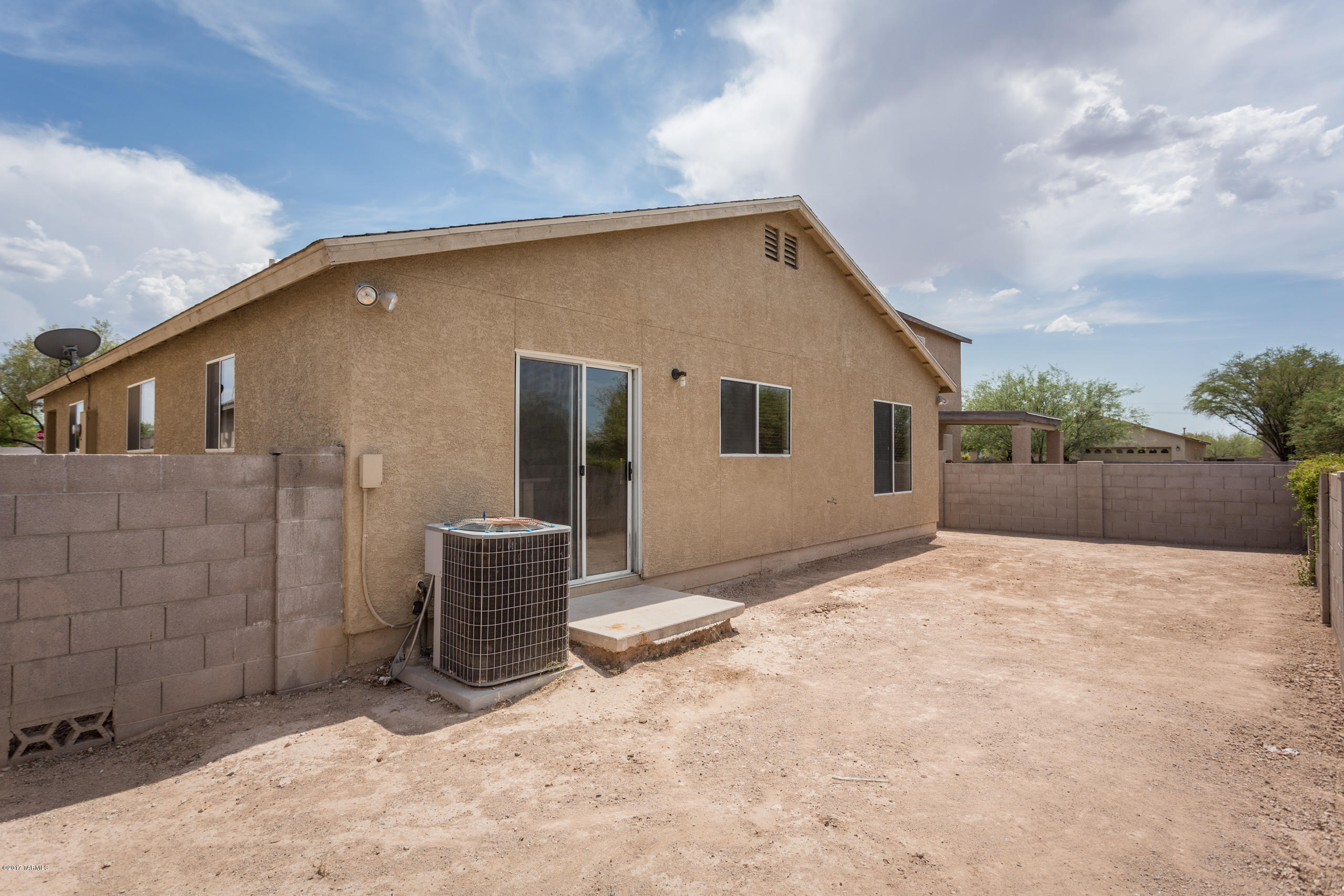 La Tierra Buena (1-207) - Residential