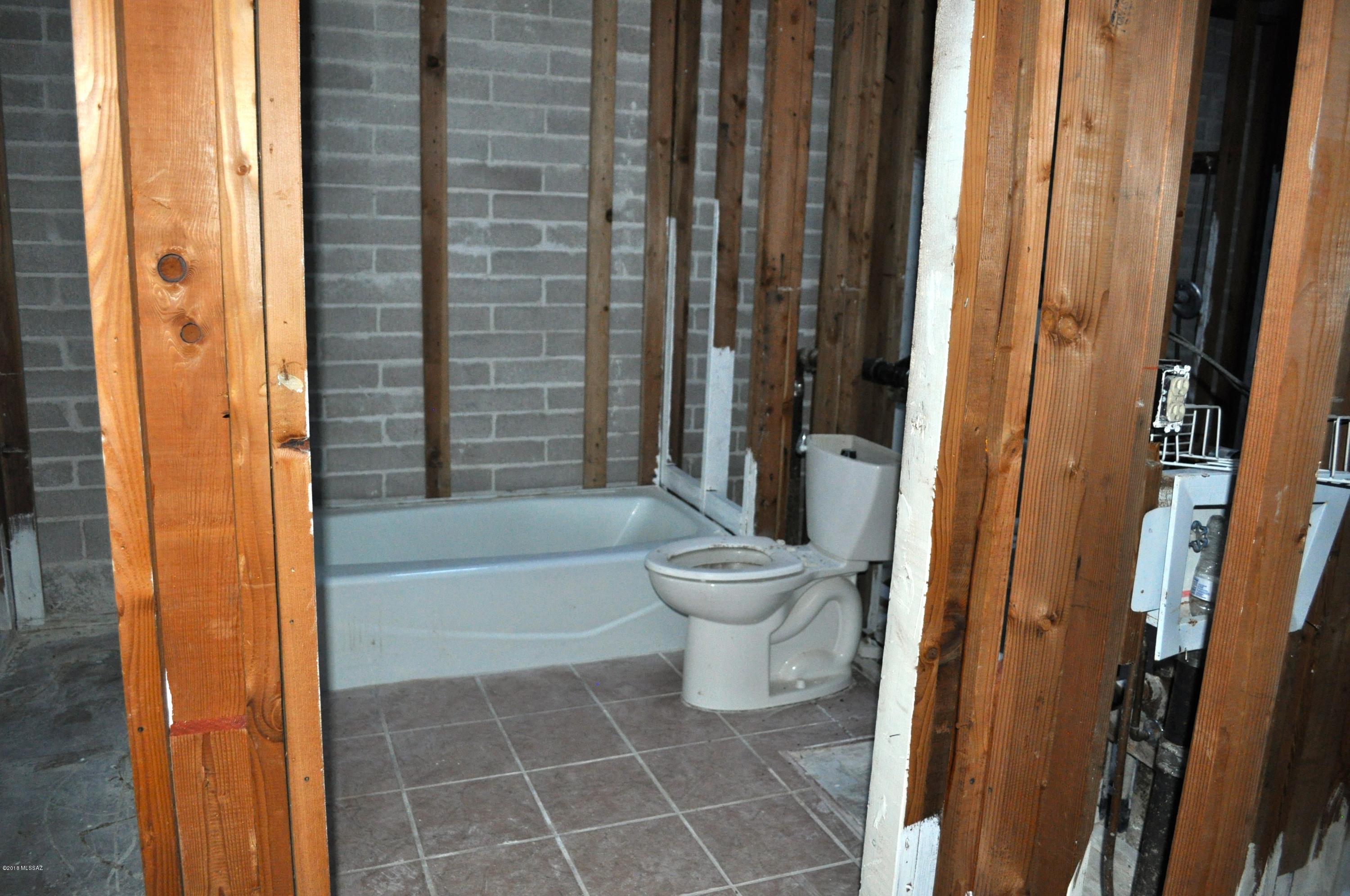 Calle Lampara Est Th (Unrec) - Residential