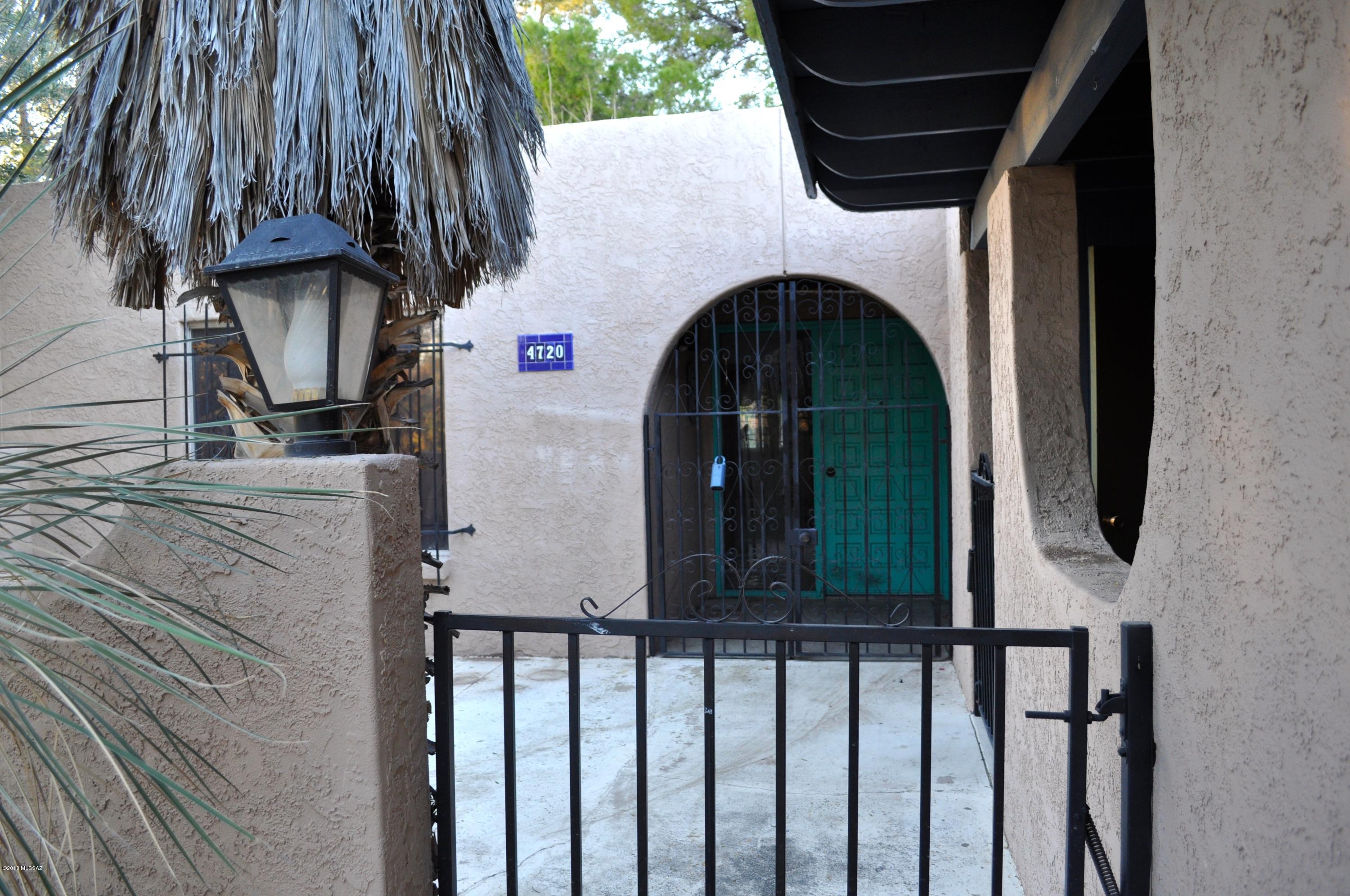 Calle Lampara Est Th (Unrec) - Residential