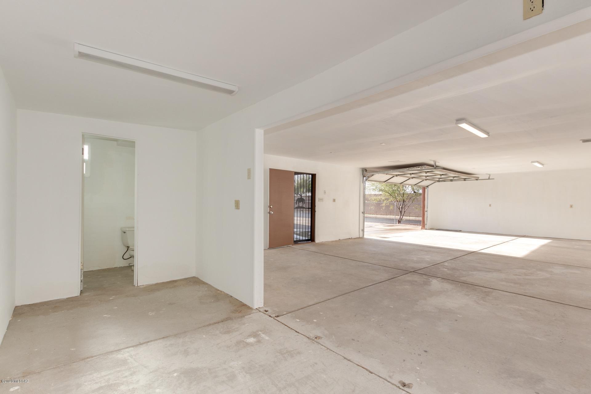 Country Club Park - Residential
