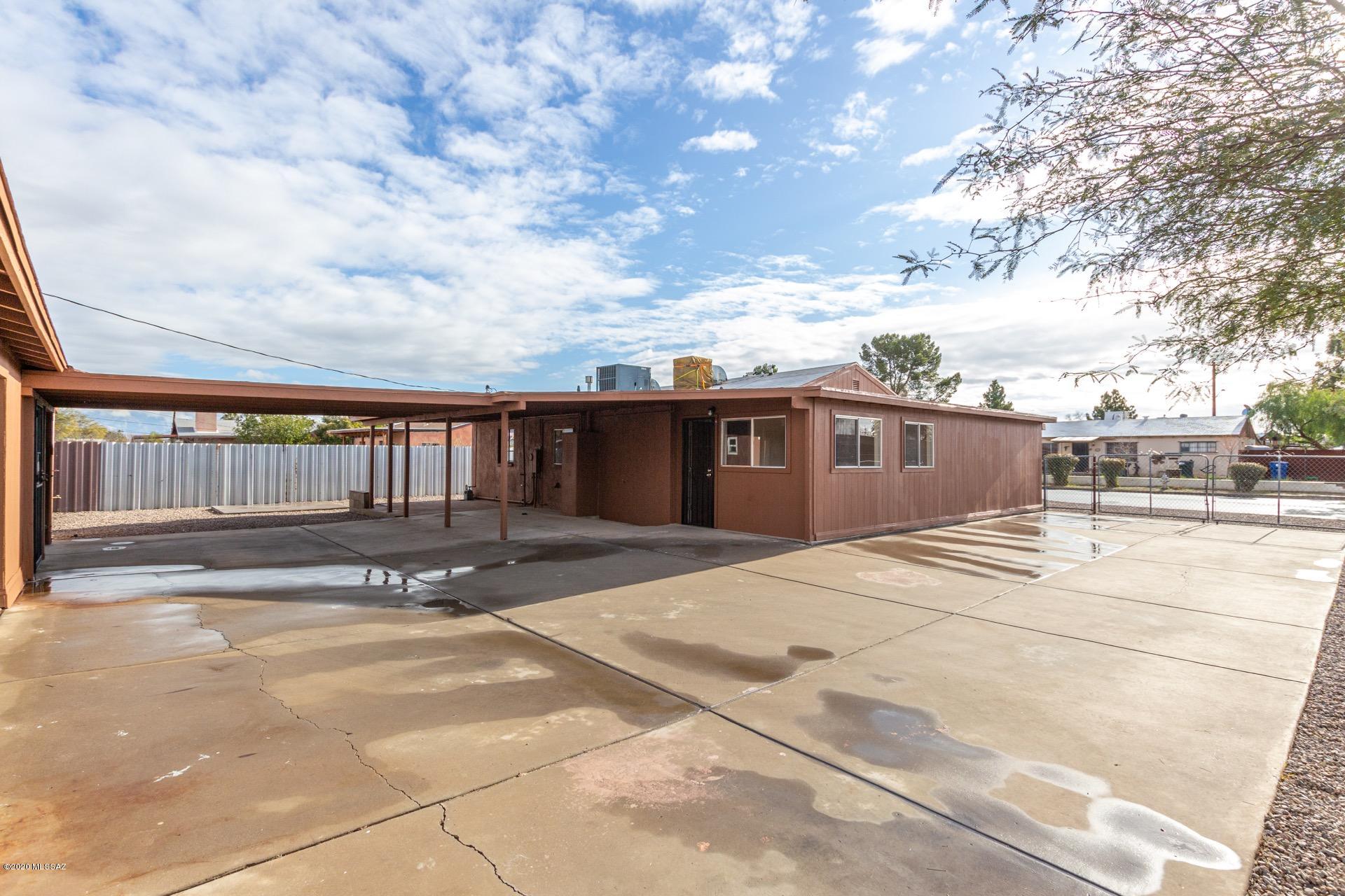 Country Club Park - Residential