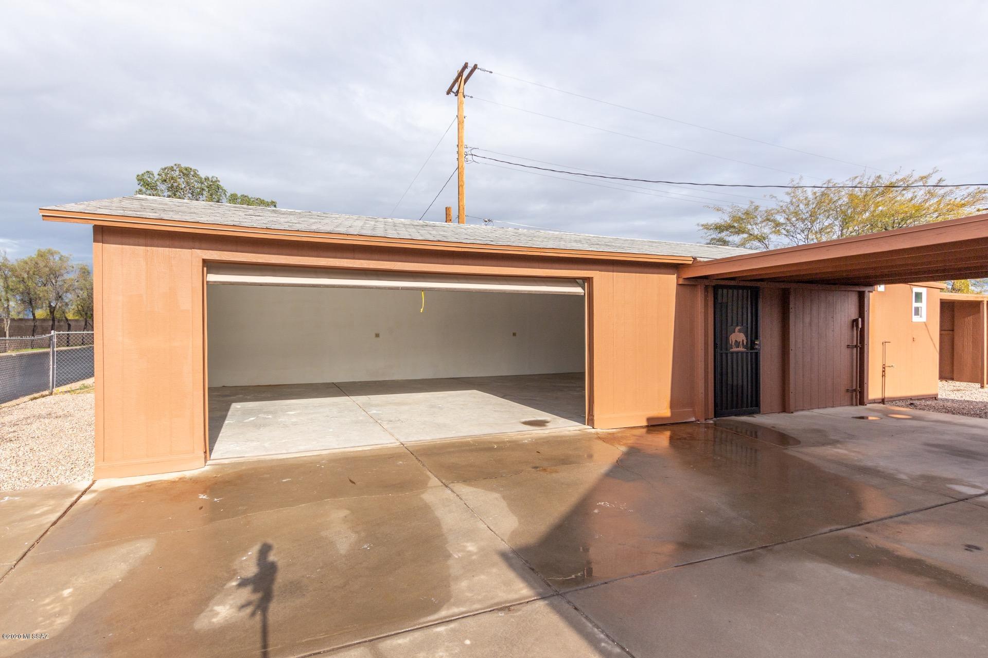Country Club Park - Residential