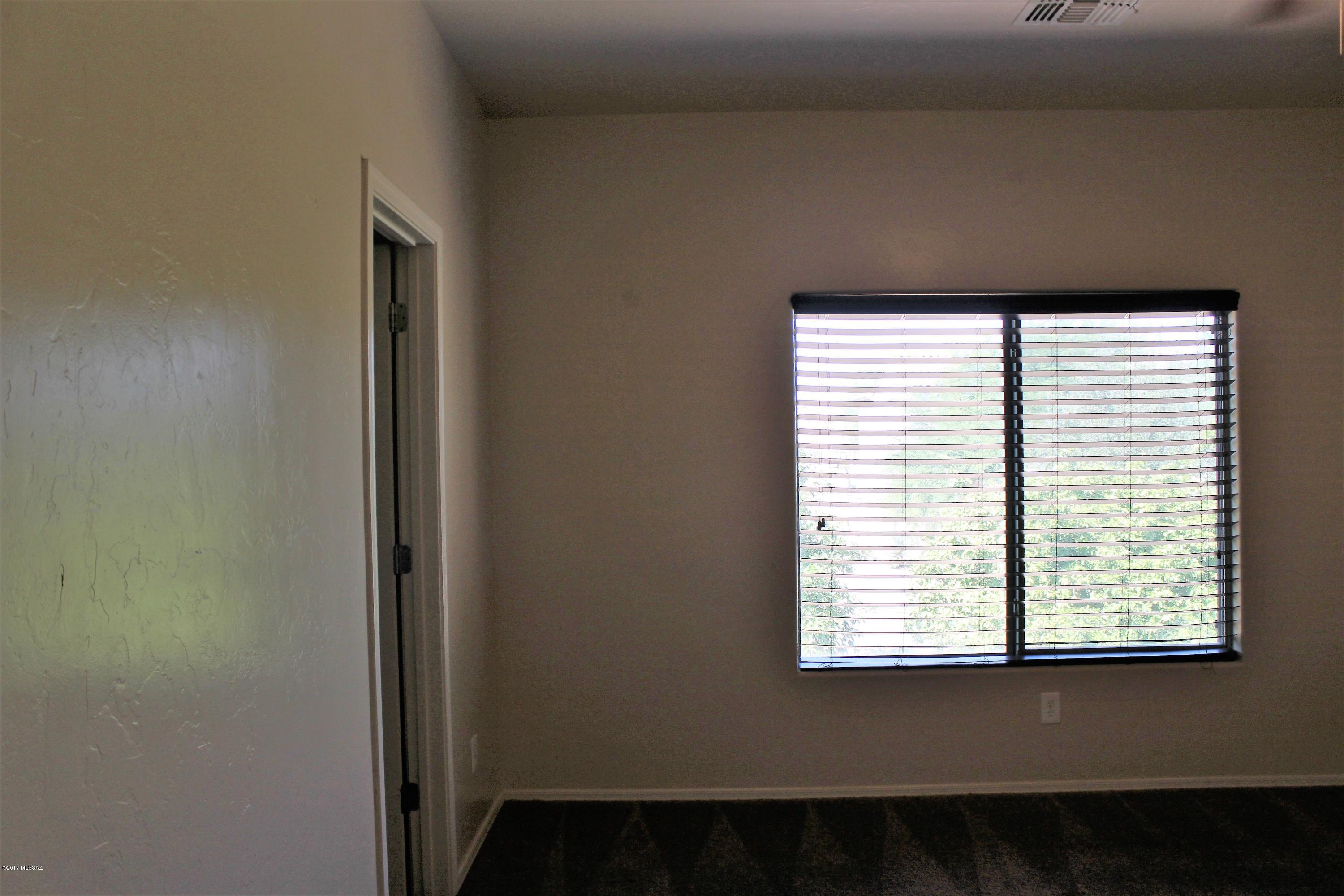 Presidio Del Oro (1-163) - Residential Lease